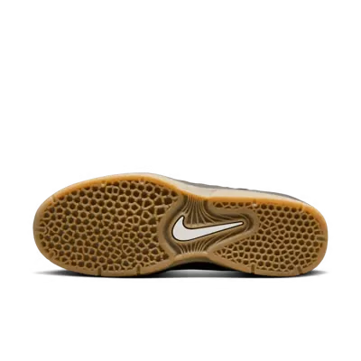 Nike SB Vertebrae Black Gum