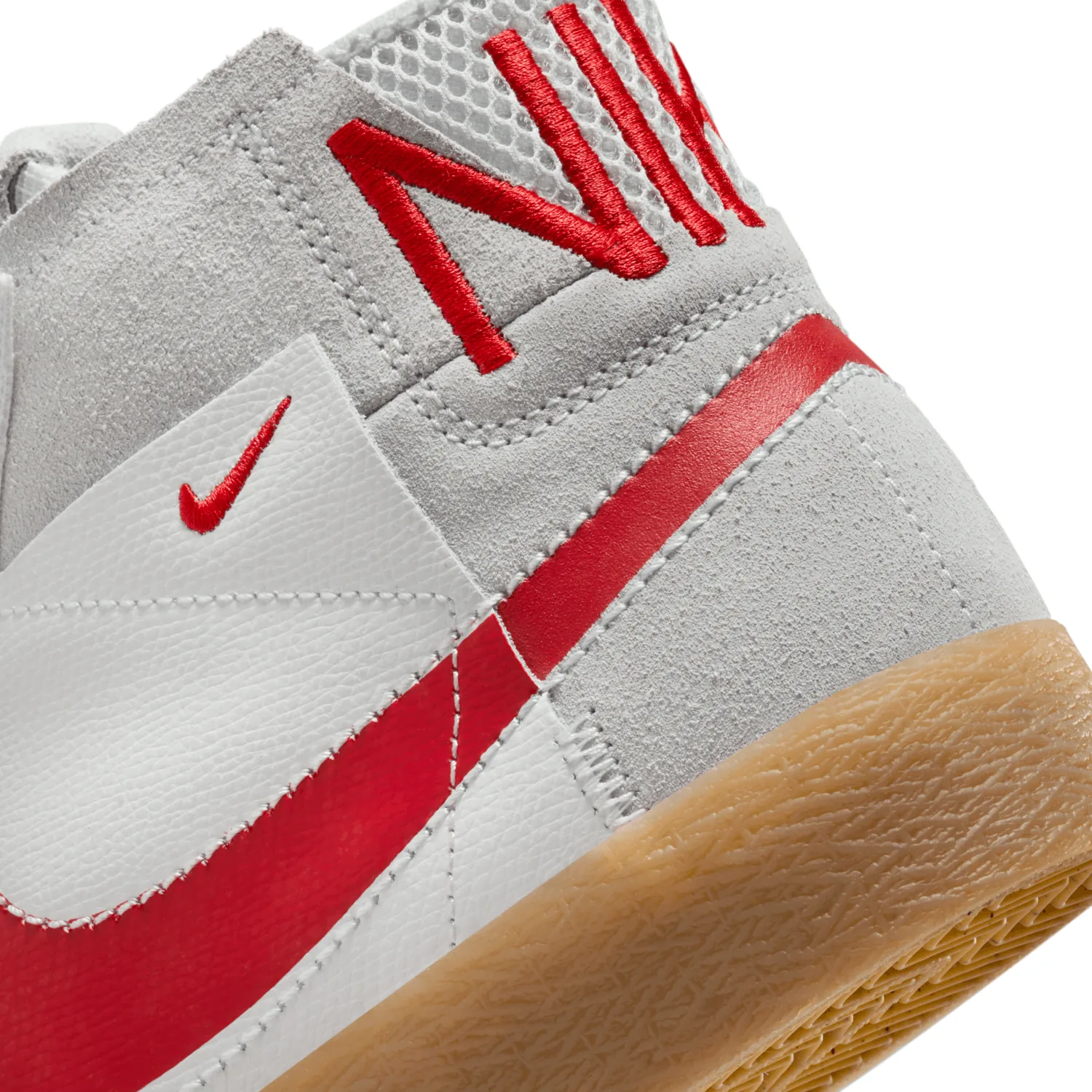 Nike SB Zoom Blazer Mid Premium Grey Red Gum image 2