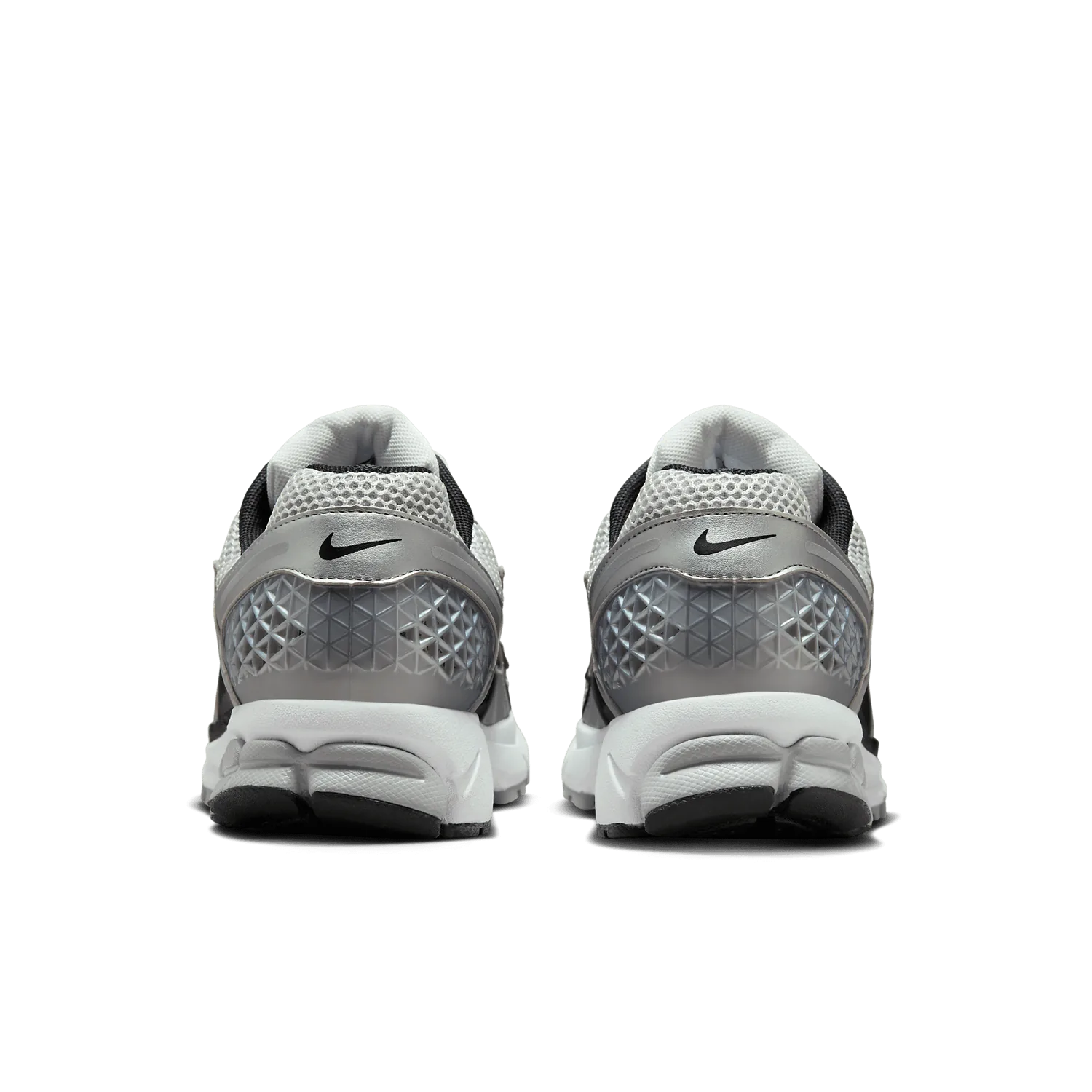 Nike Zoom Vomero 5 Metallic Silver Black image 4