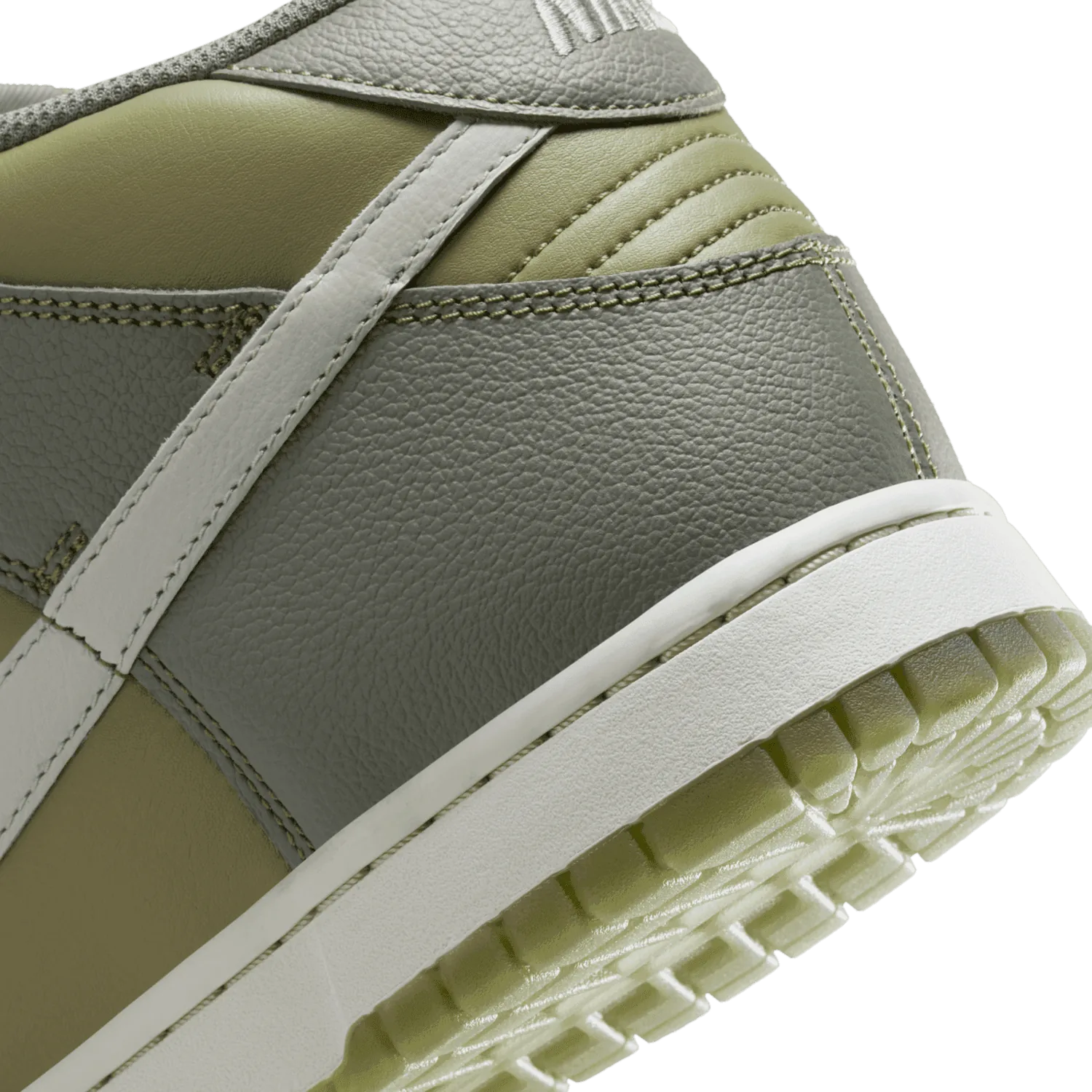 Nike Dunk Mid Dark Stucco image 7