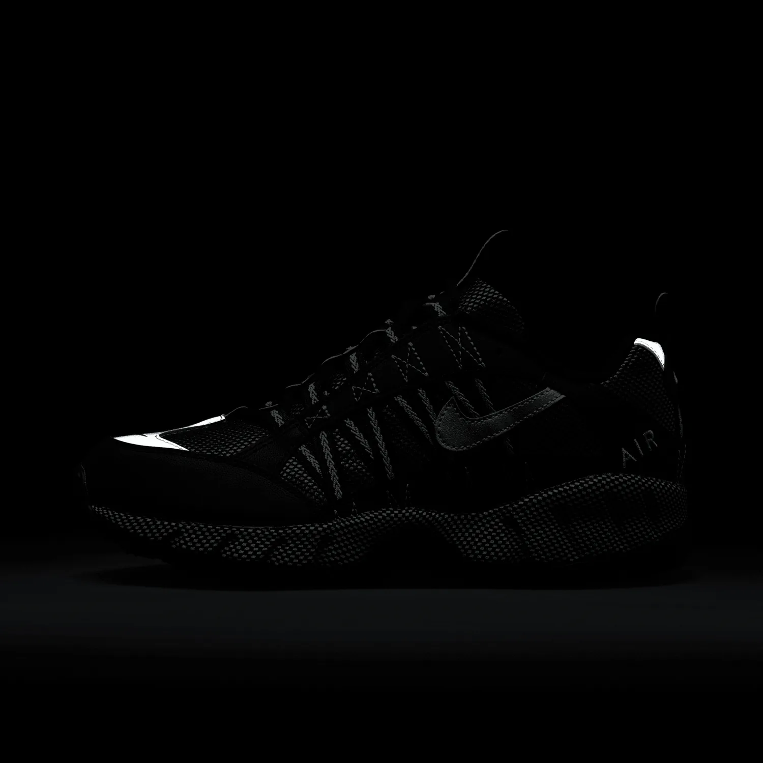 Nike Air Humara QS Black Metallic Silver image 7