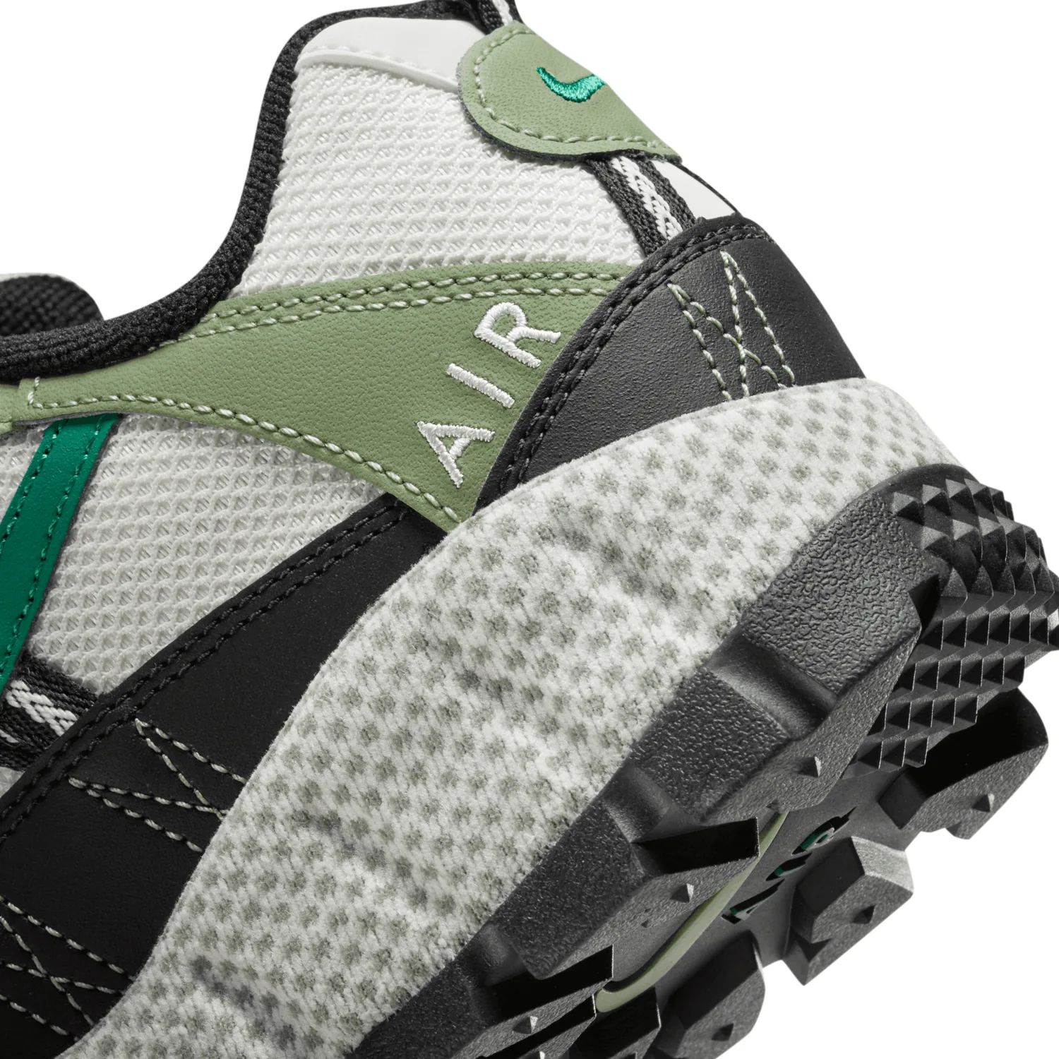Nike Air Humara Oil Green image 7