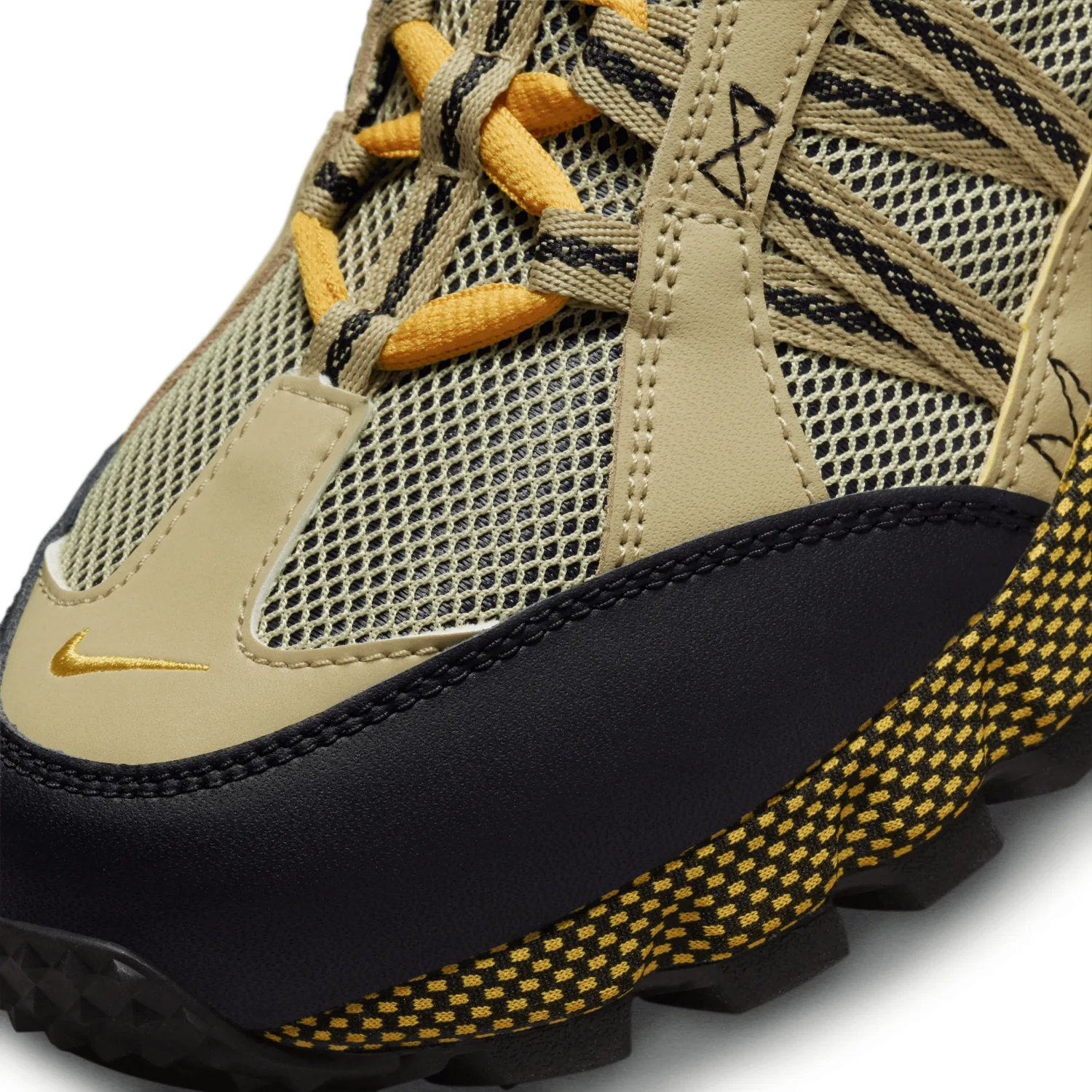 Nike Air Humara Wheat Grass Yellow Ochre image 8
