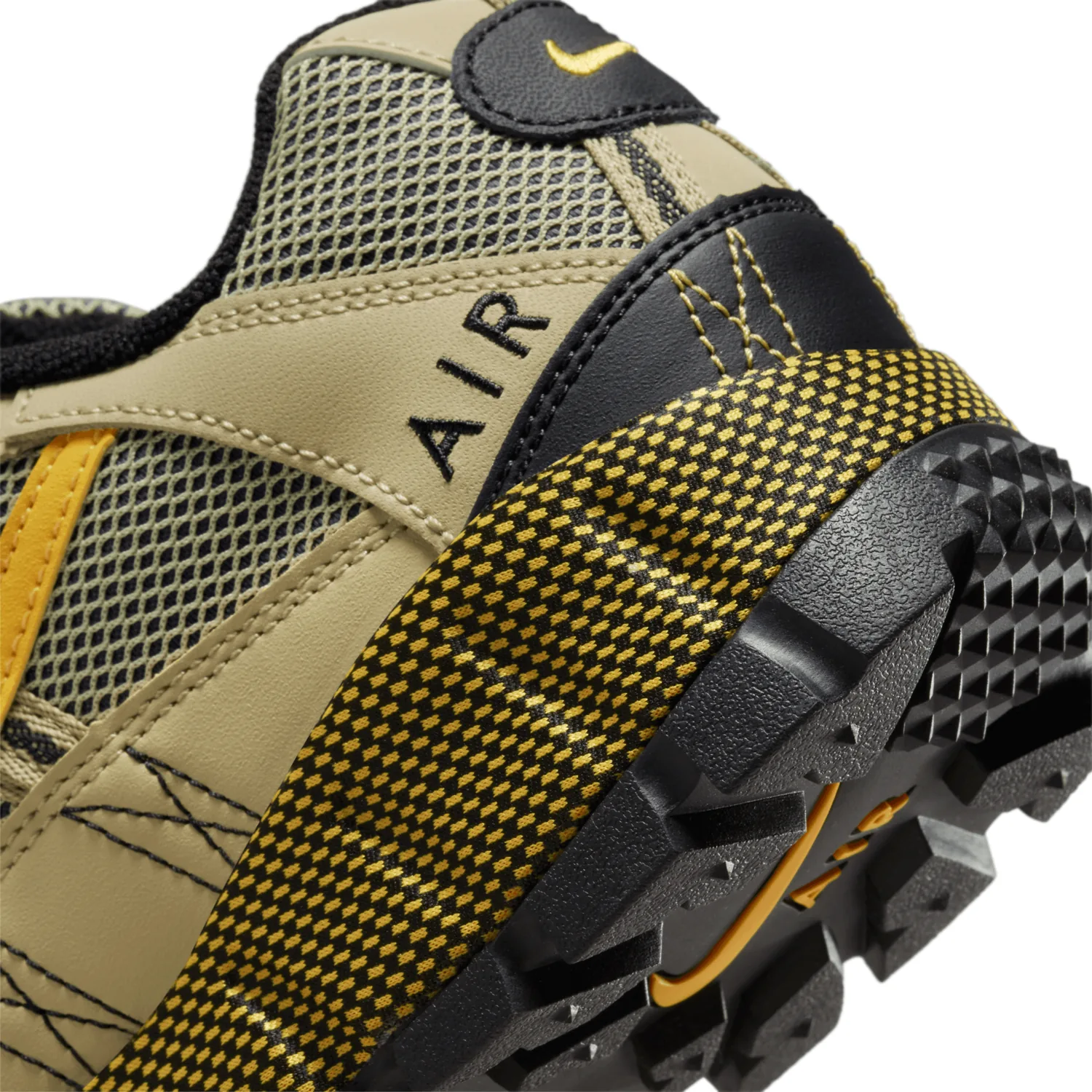 Nike Air Humara Wheat Grass Yellow Ochre image 9