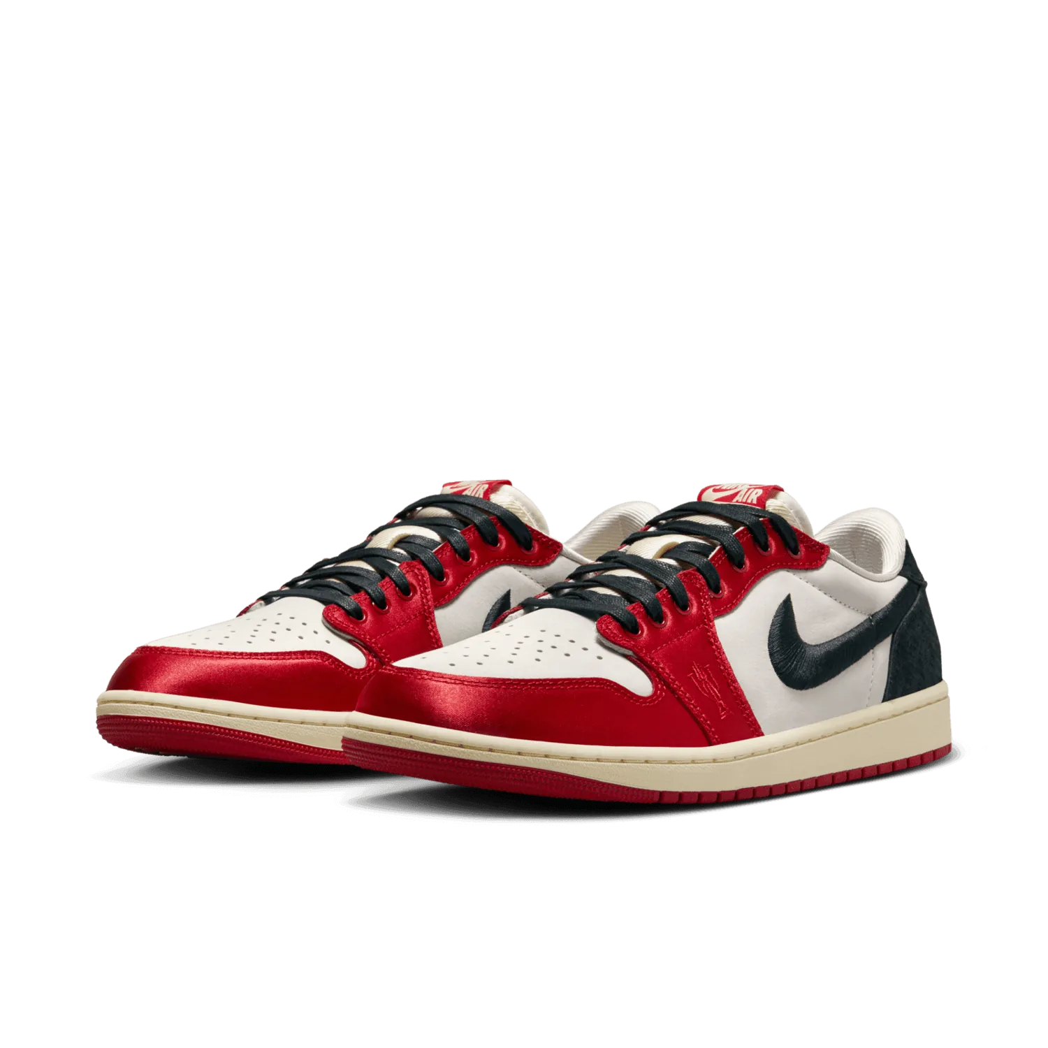 Air Jordan 1 Retro Low OG Trophy Room Away image 3
