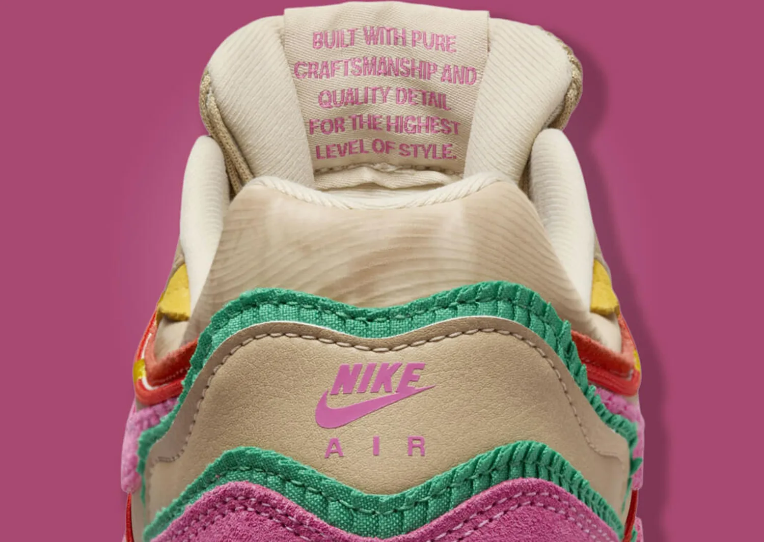 Nike Air Max 1 Familia image 2