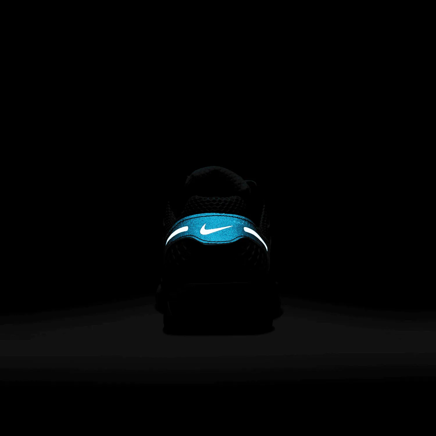 Nike Zoom Vomero 5 Supersonic image 10