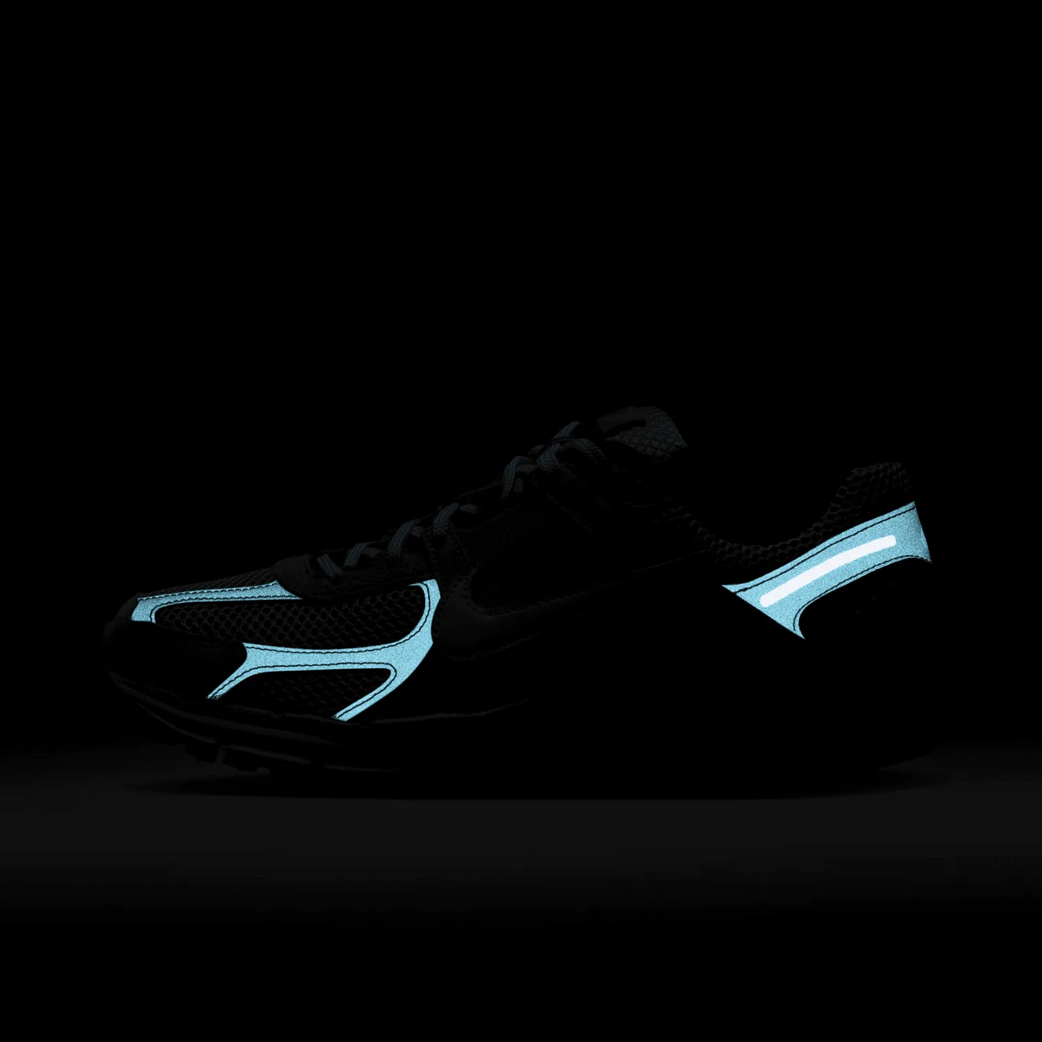 Nike Zoom Vomero 5 Supersonic image 11