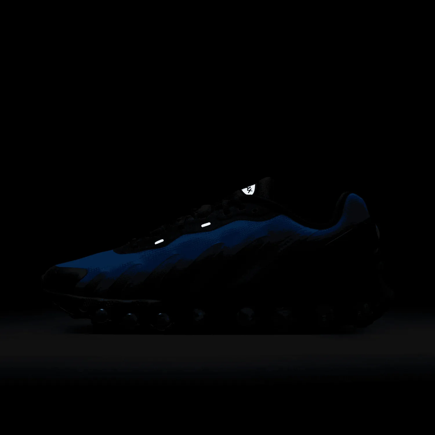 Nike Air Max DN8 Black Hyper Royal image 2