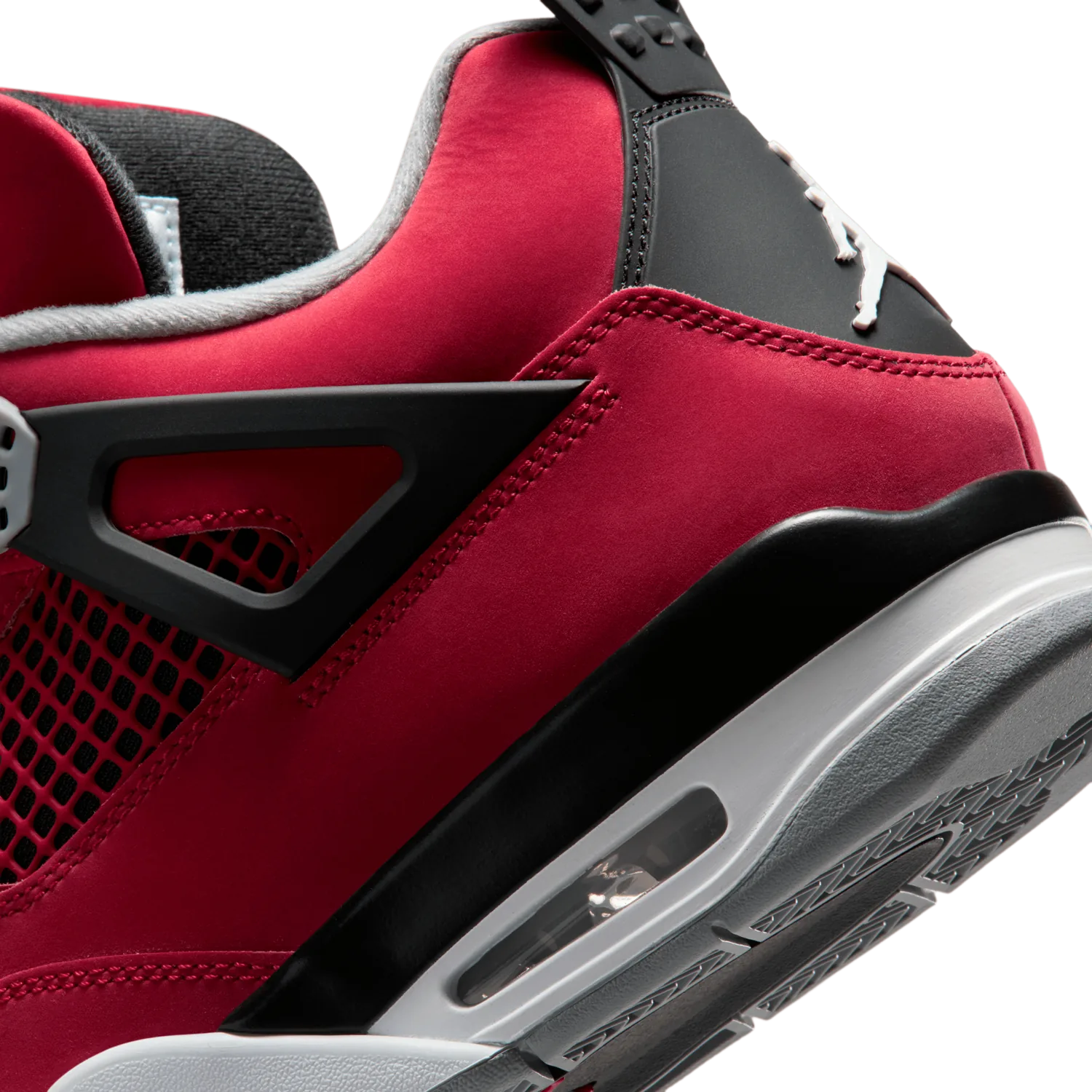 Air Jordan 4 Retro Toro Bravo (2026) image 10