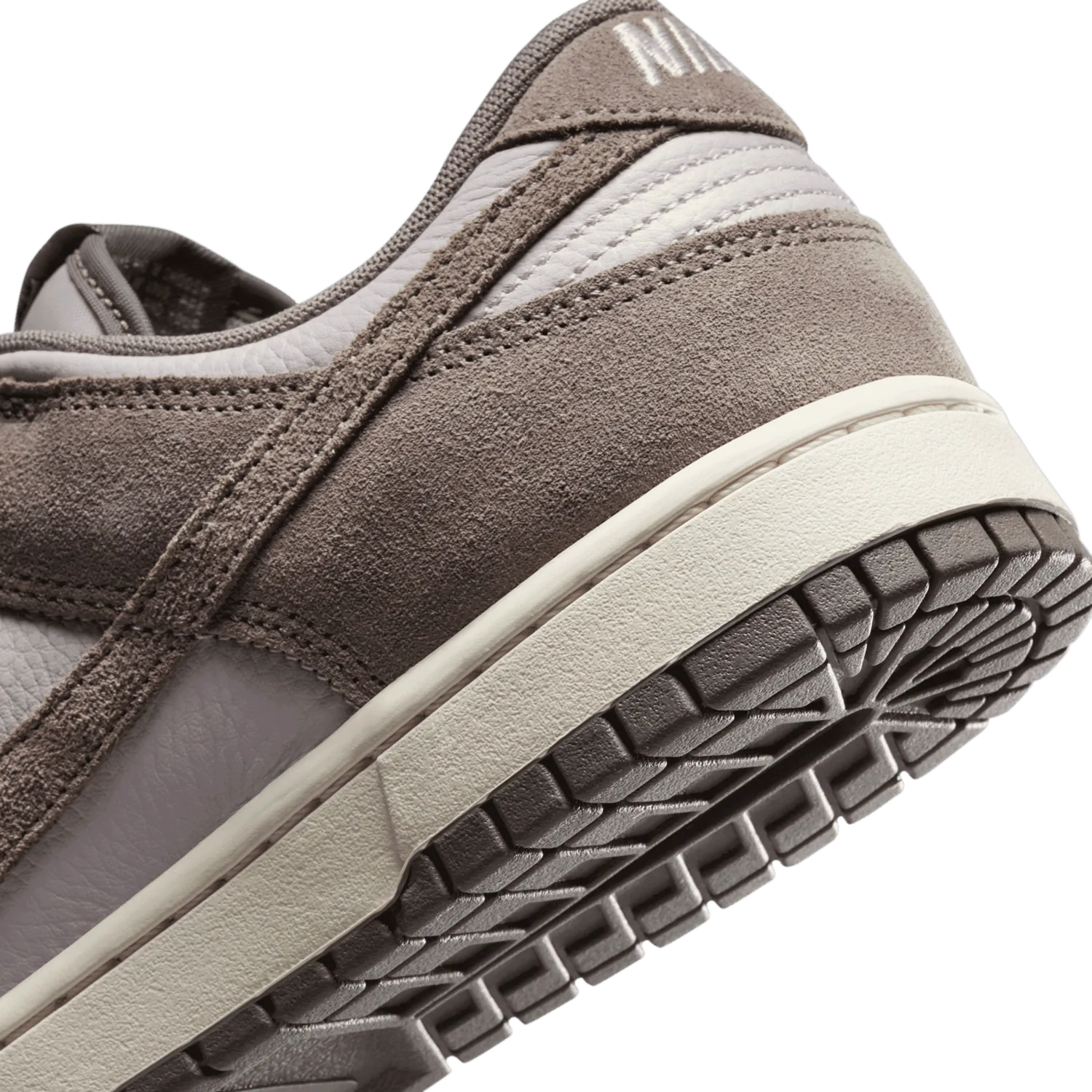 Nike Dunk Low Platinum Violet Cave Stone image 6