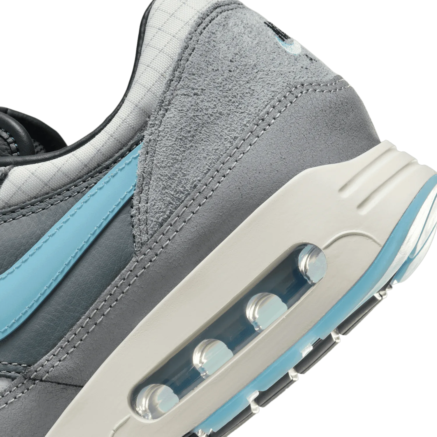 Nike Air Max 1 '86 Chicago image 11