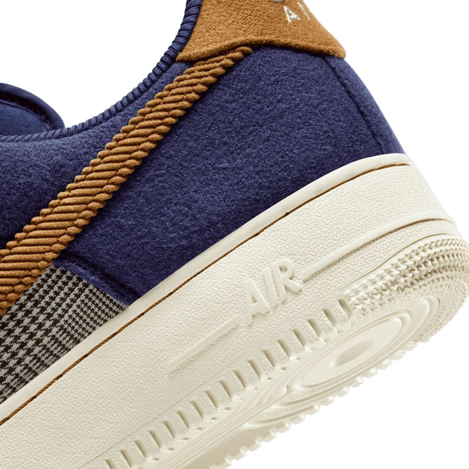 Nike Air Force 1 Low Premium Cordairoy image 7