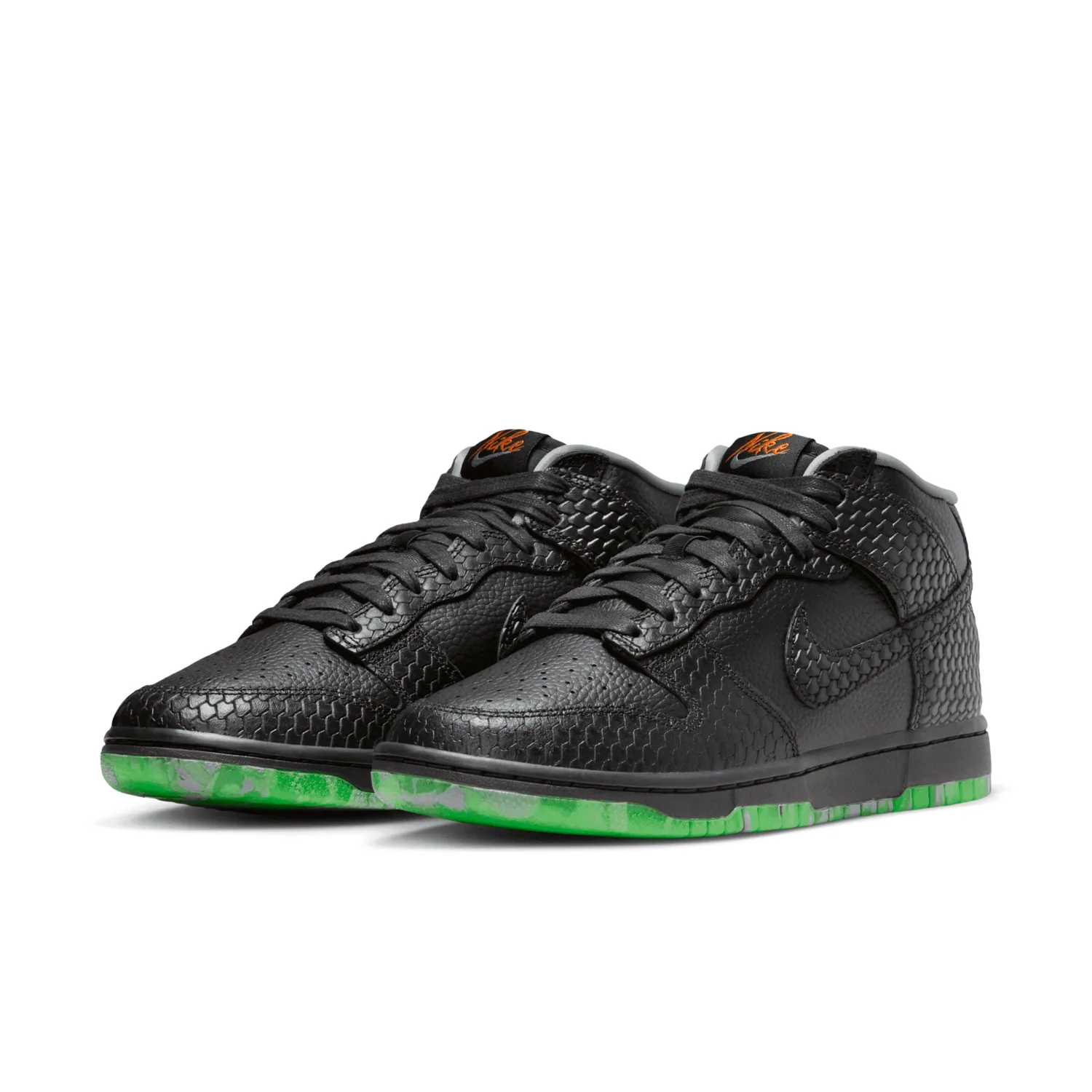 Nike Dunk Mid Premium Halloween image 5