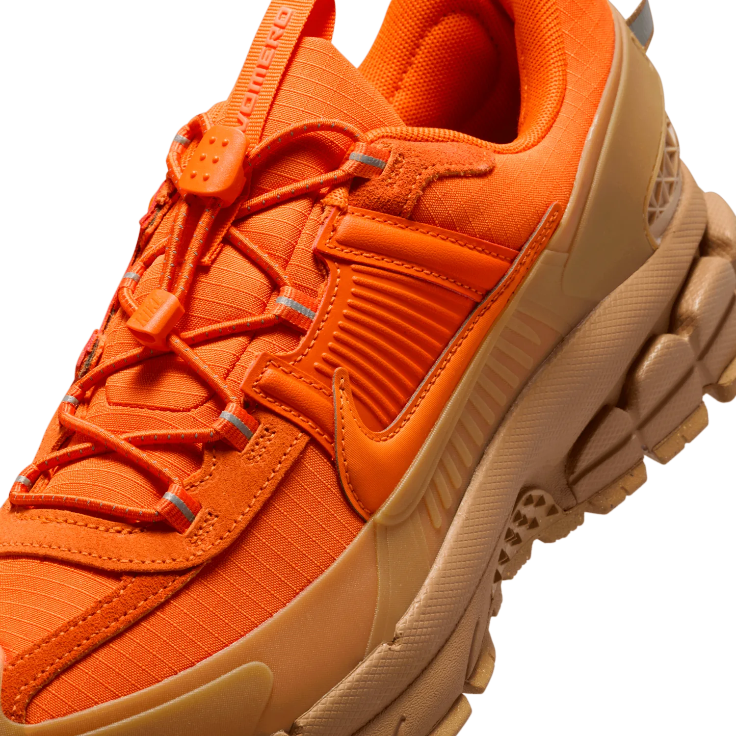 Nike Zoom Vomero Roam Safety Orange Flax image 3