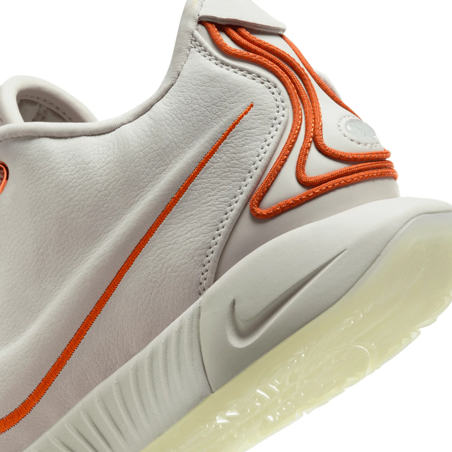 Nike LeBron 21 Akoya image 8