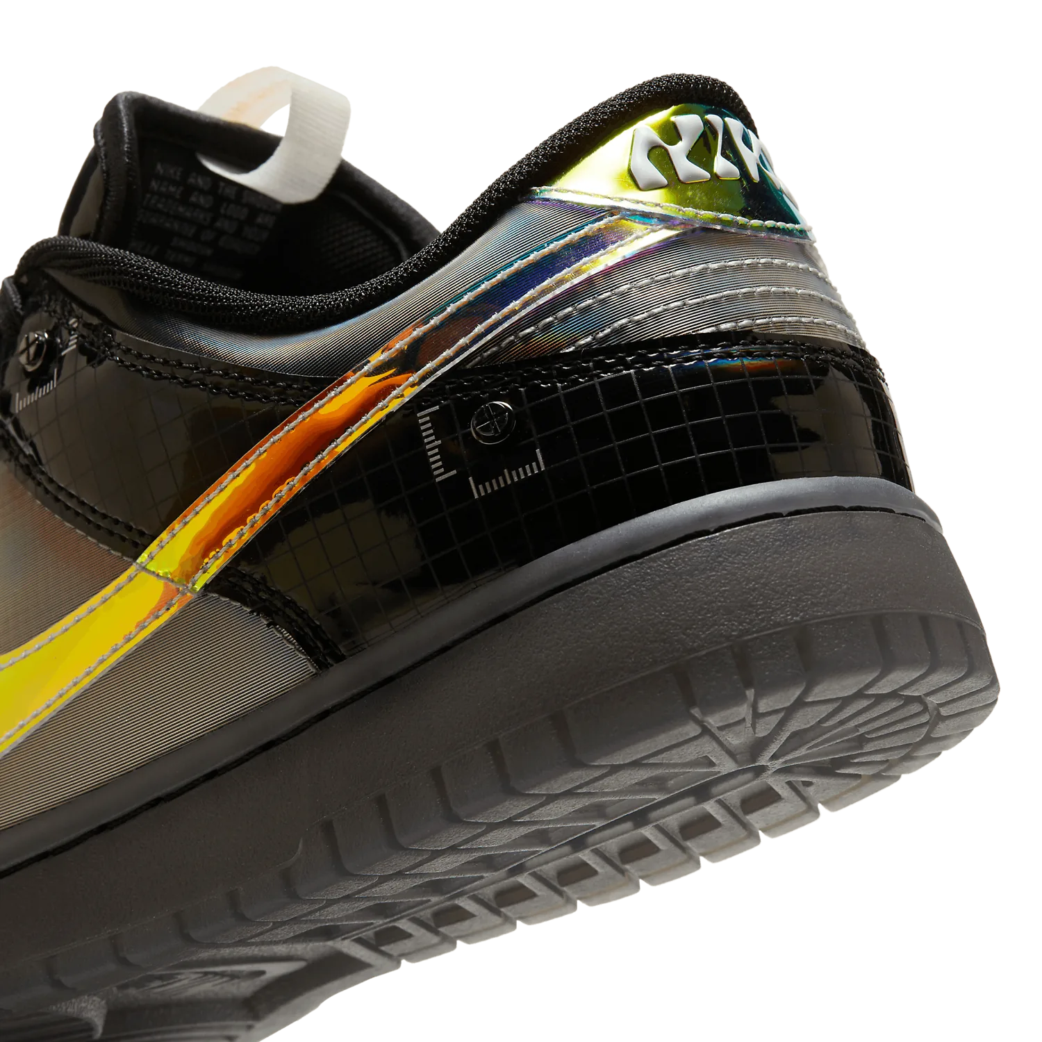 Nike Dunk Low BETRUE To Your DNA Hyperflat image 6