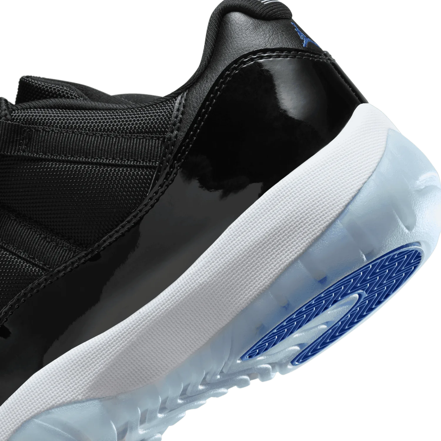 Air Jordan 11 Retro Low Space Jam image 7