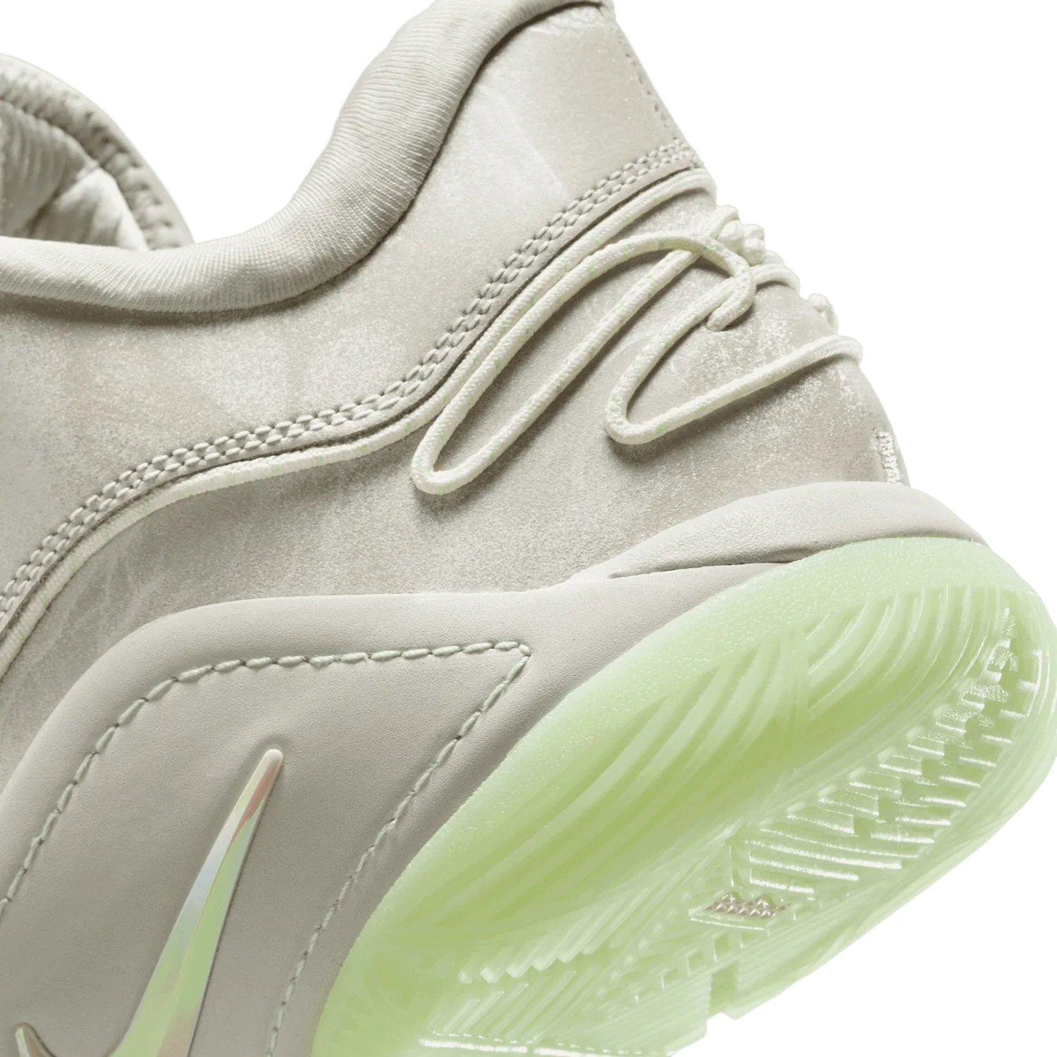 Nike LeBron 22 Dunkman image 10