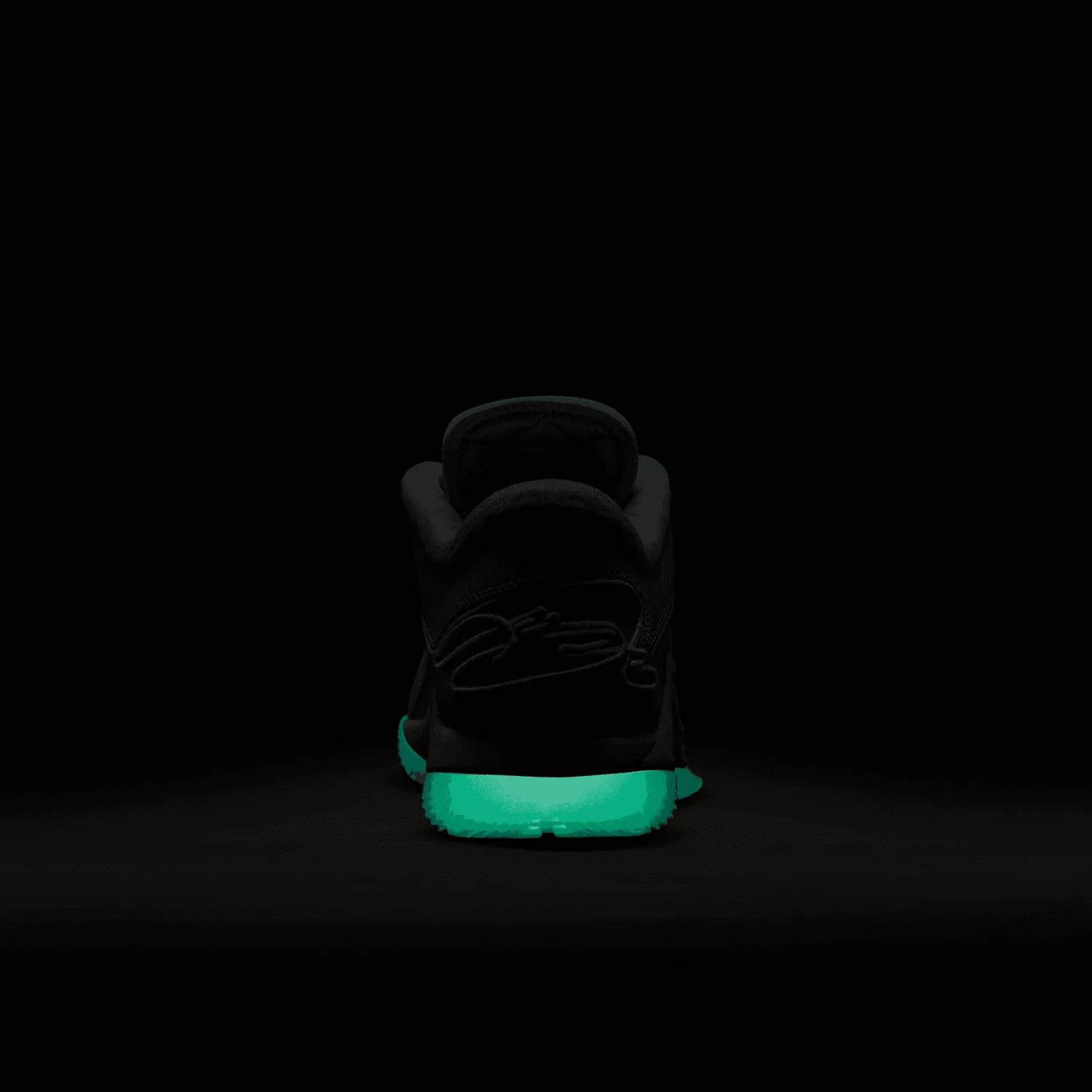 Nike LeBron 22 Dunkman image 12