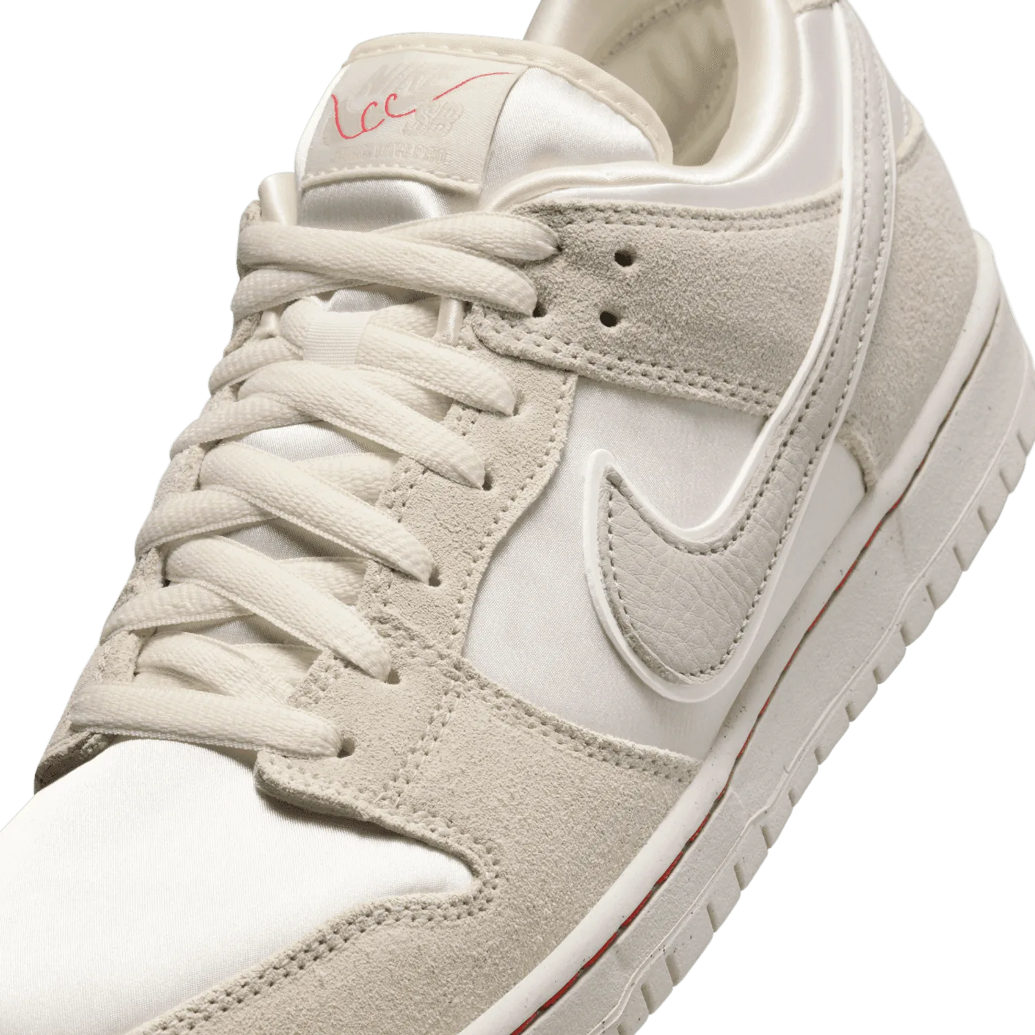 Nike SB Dunk Low City of Love Light Bone image 5