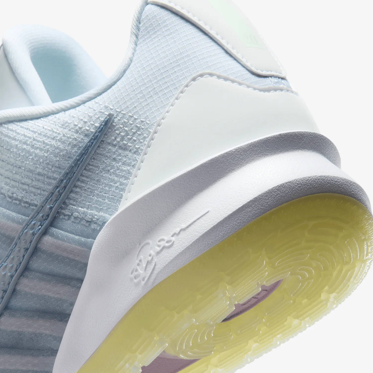 Nike Sabrina 3 Infinite image 2