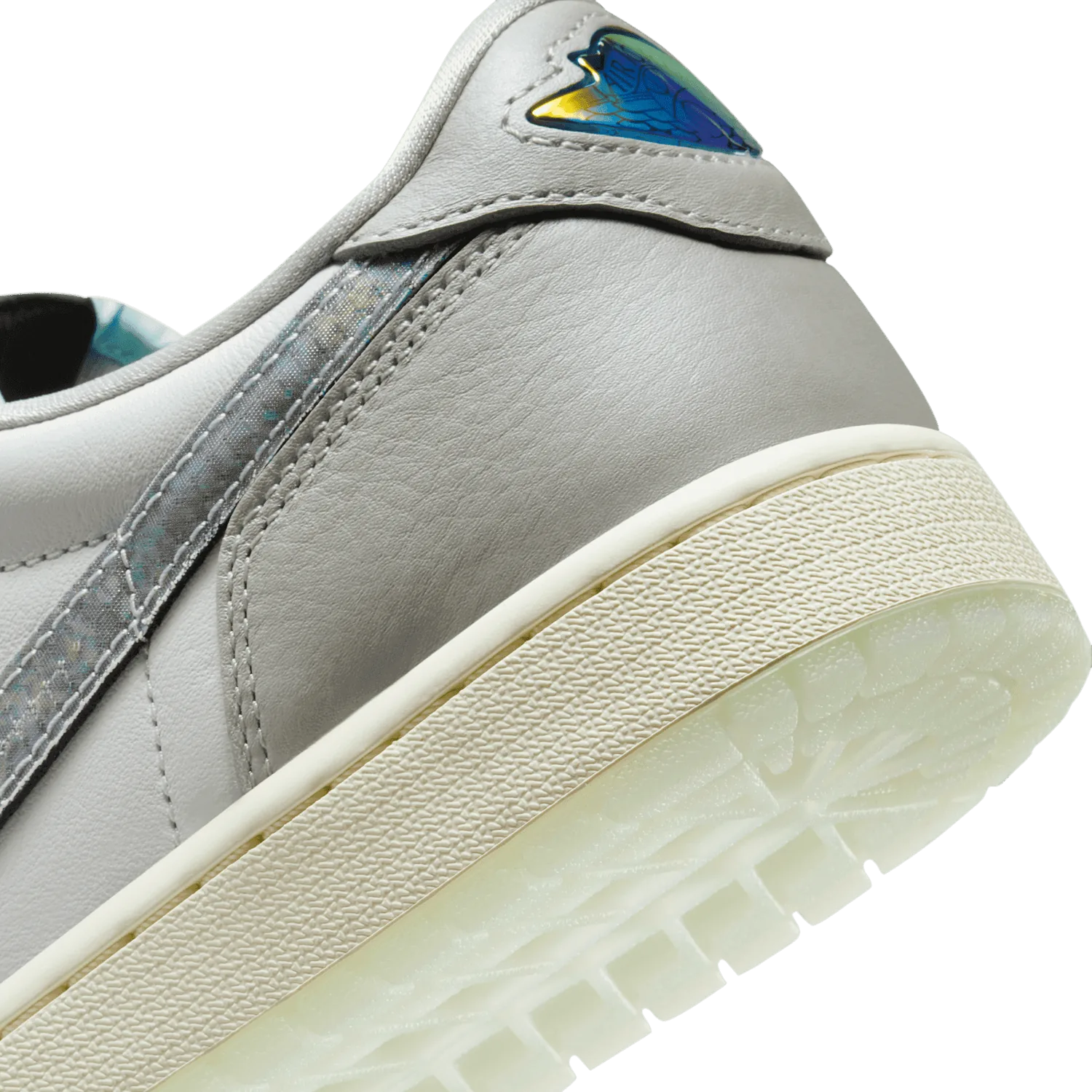 Air Jordan 1 Retro Low OG CNY Year of the Snake image 6