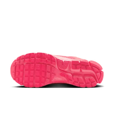 Nike Zoom Vomero 5 Hot Punch