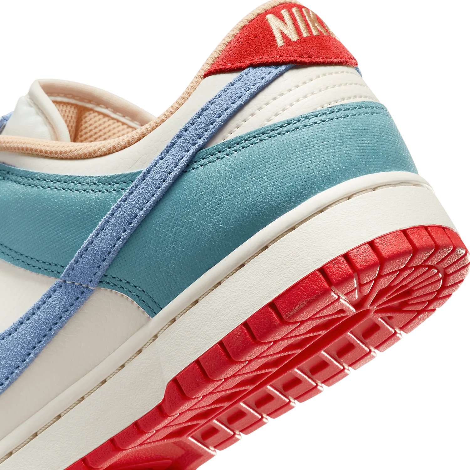 Nike Dunk Low 90s Nostalgia image 7