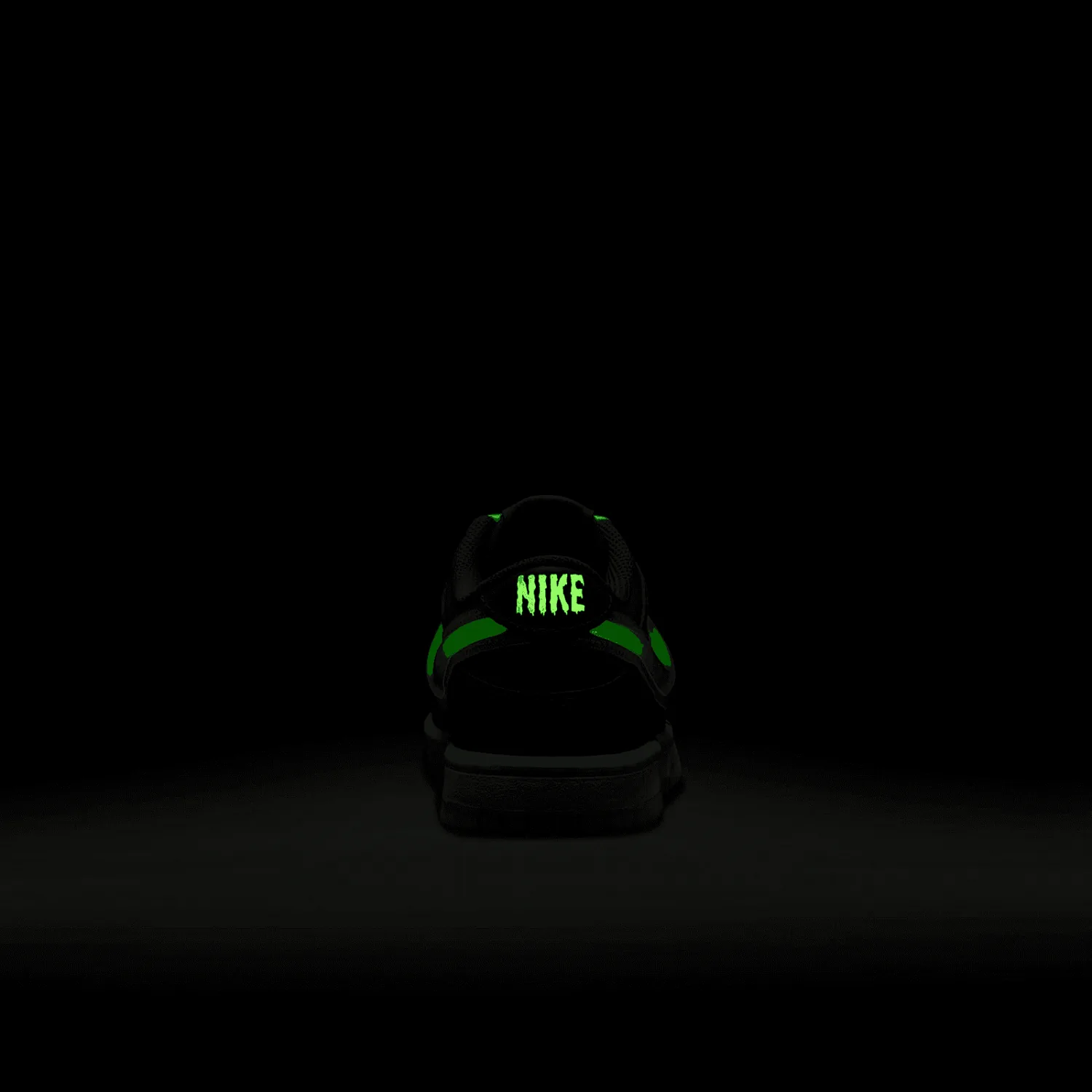 Nike Dunk Low Halloween Glow image 2