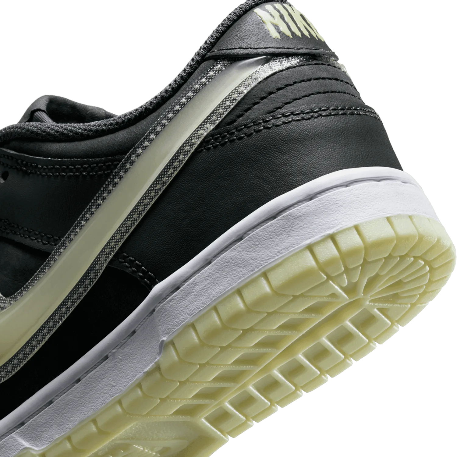 Nike Dunk Low Halloween Glow image 8