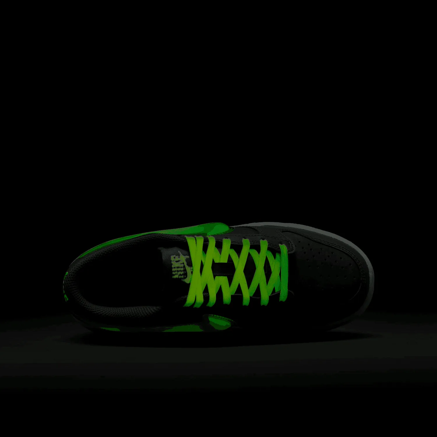 Nike Dunk Low Halloween Glow image 10