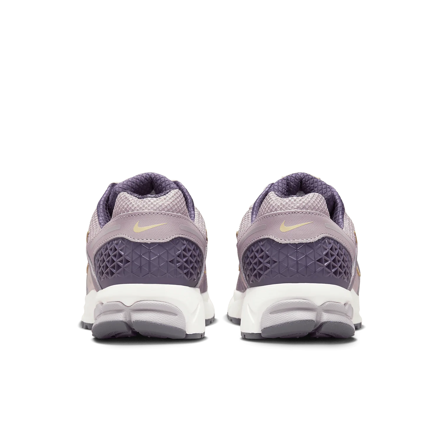 Nike Zoom Vomero 5 Platinum Violet image 5