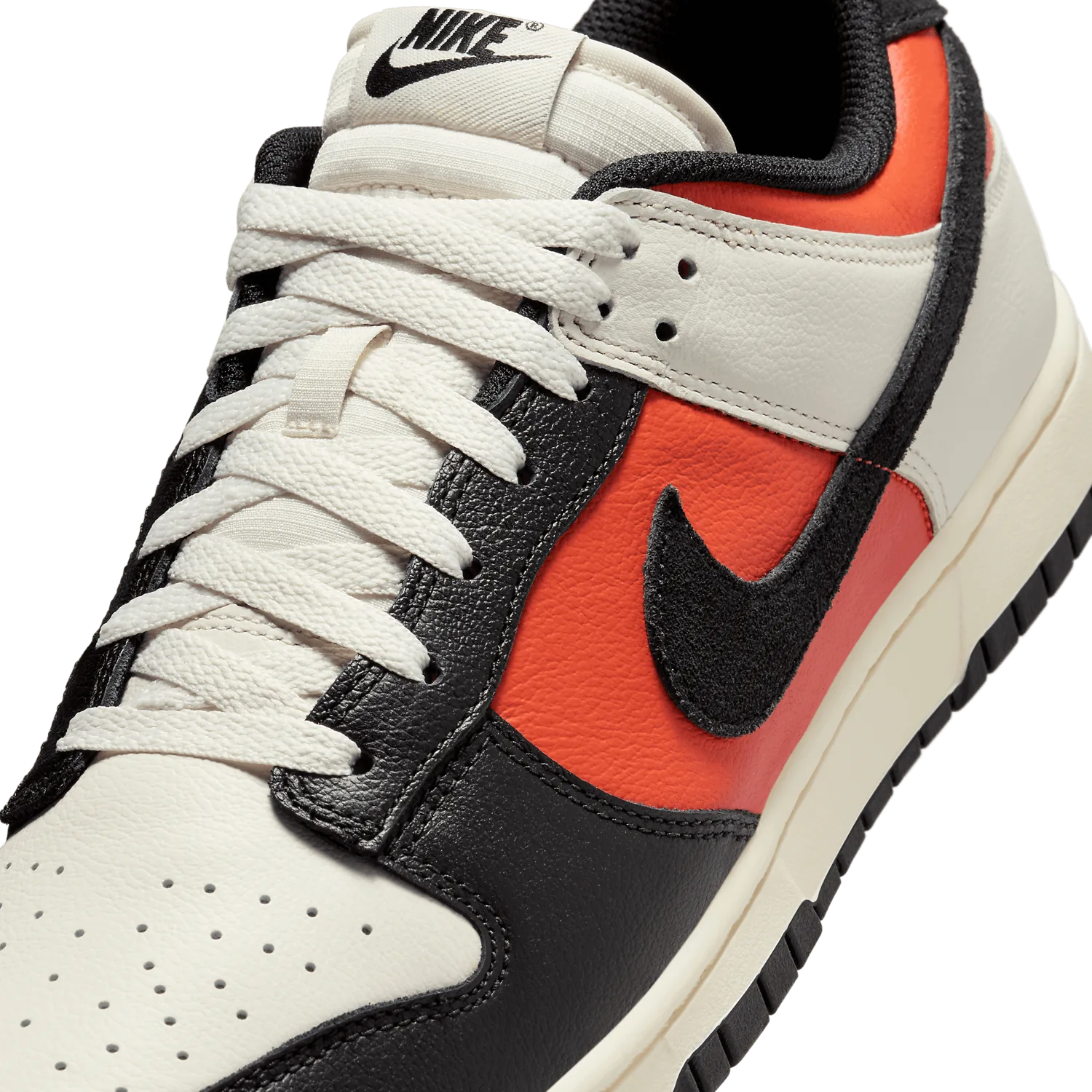 Nike Dunk Low Scairy Season image 6