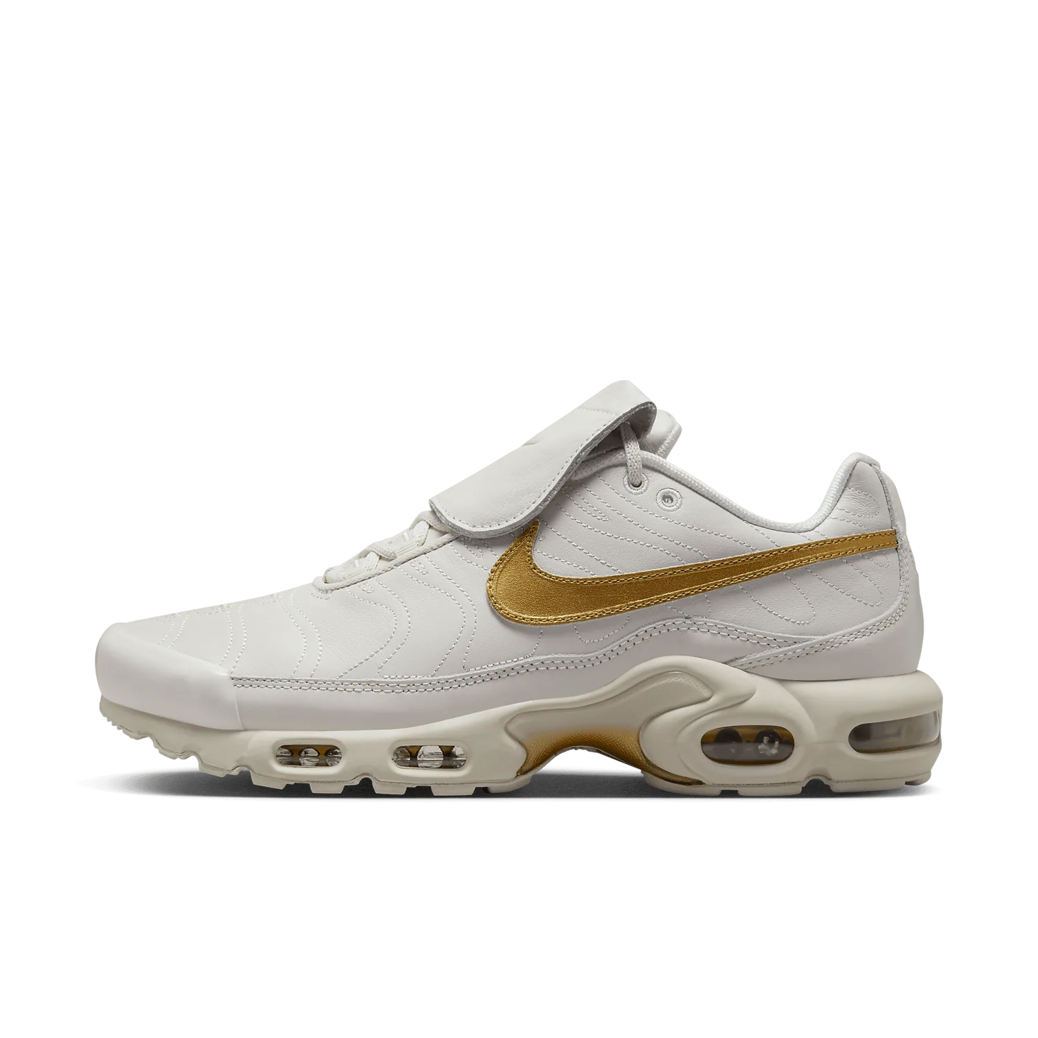 Nike Air Max Plus Tiempo Metallic Gold image 2