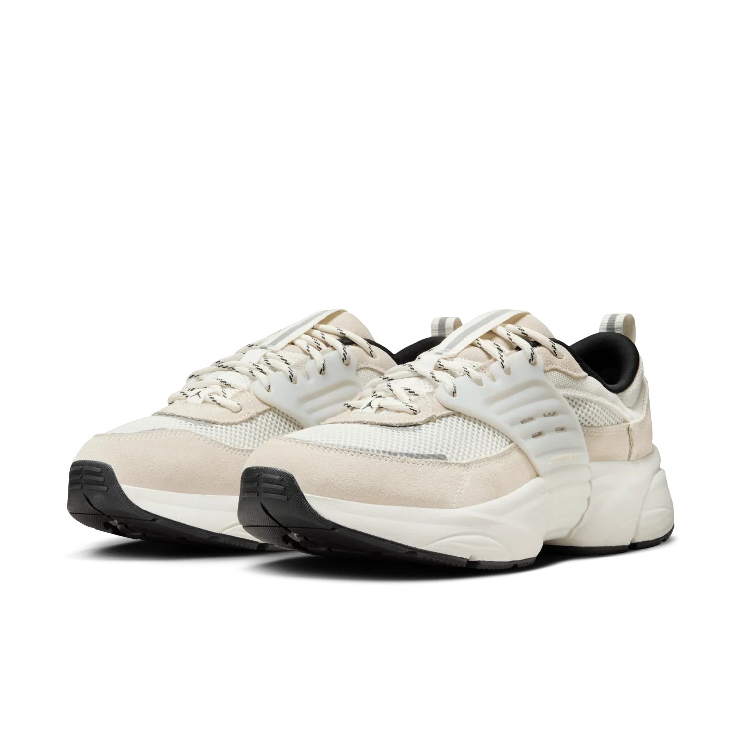 Jordan Trunner O/S Sail image 8