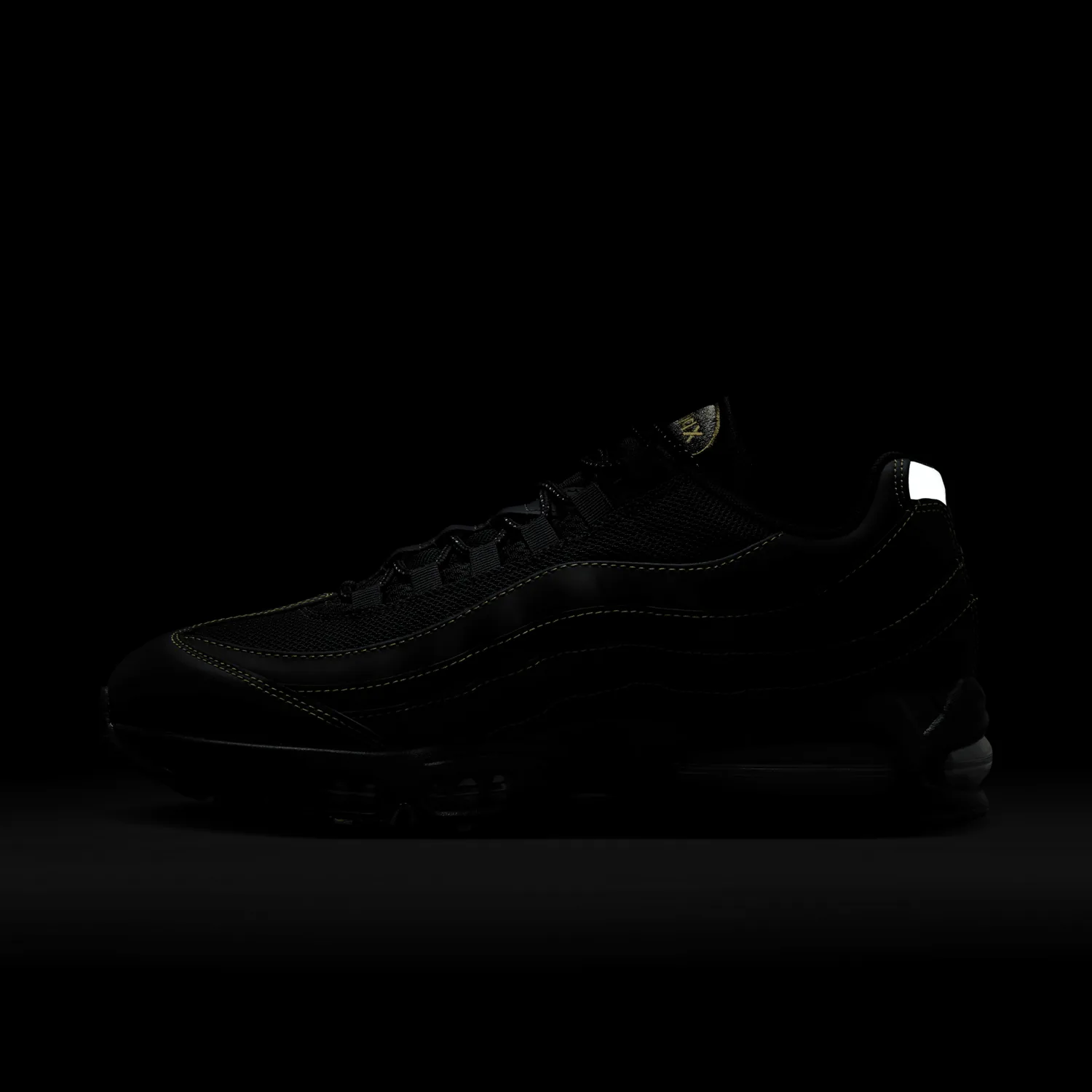 Nike Air Max 95 OG Michigan image 9