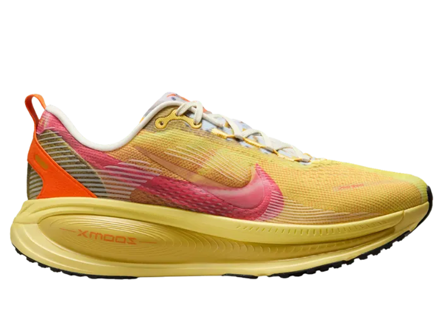 Nike Vomero 18 International Running Pack