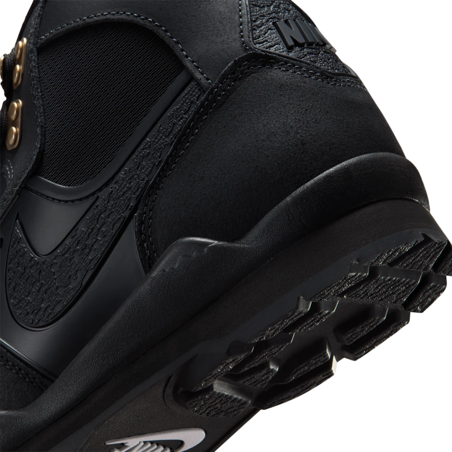 Nike Baltoro Black Metallic Gold image 9