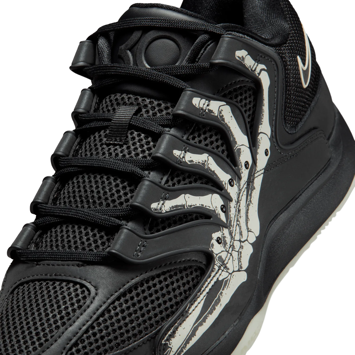 Nike KD 18 Halloween image 3