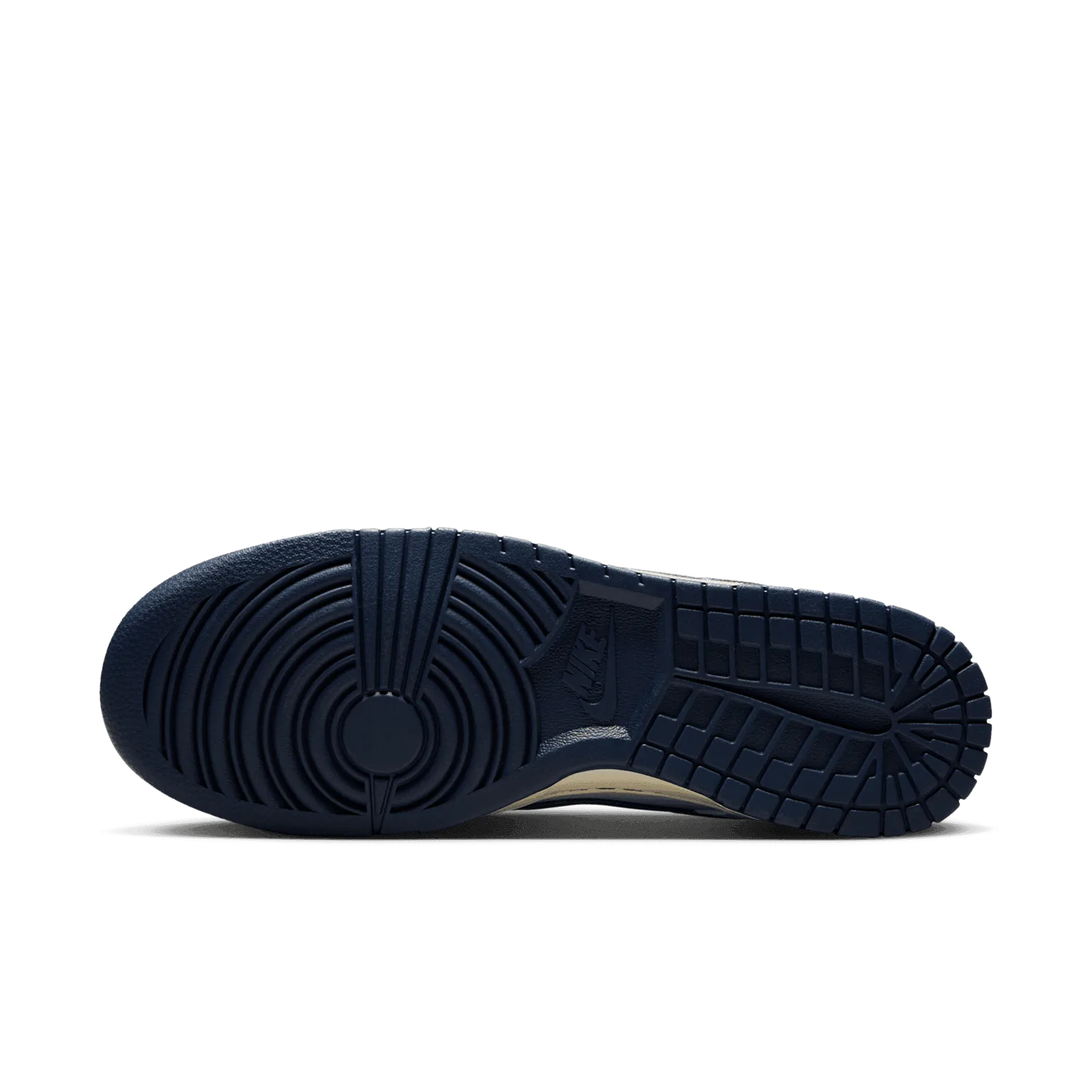 Nike Dunk Low Rivalry New York Yankees image 3