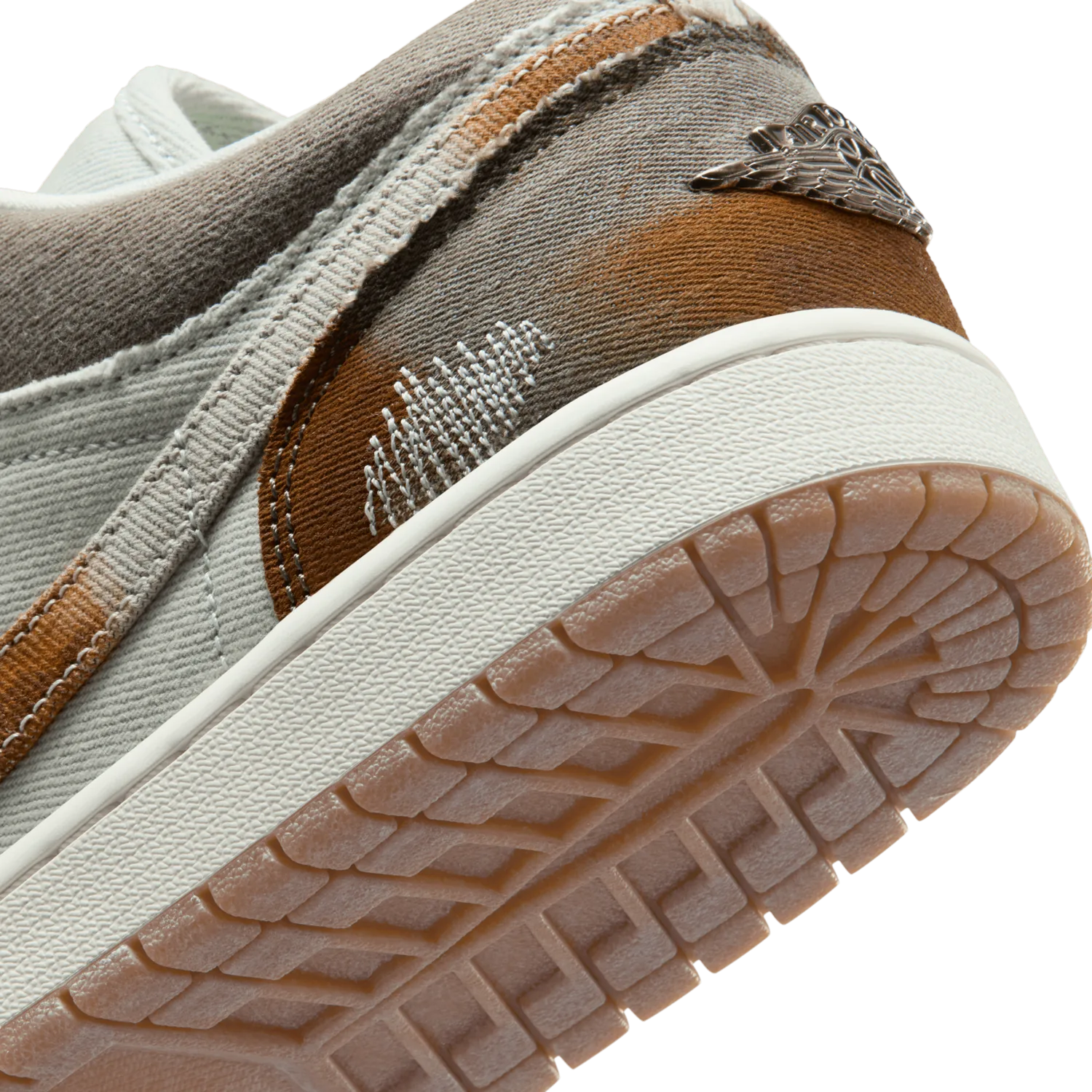 Air Jordan 1 Low SE Rust Canvas image 32