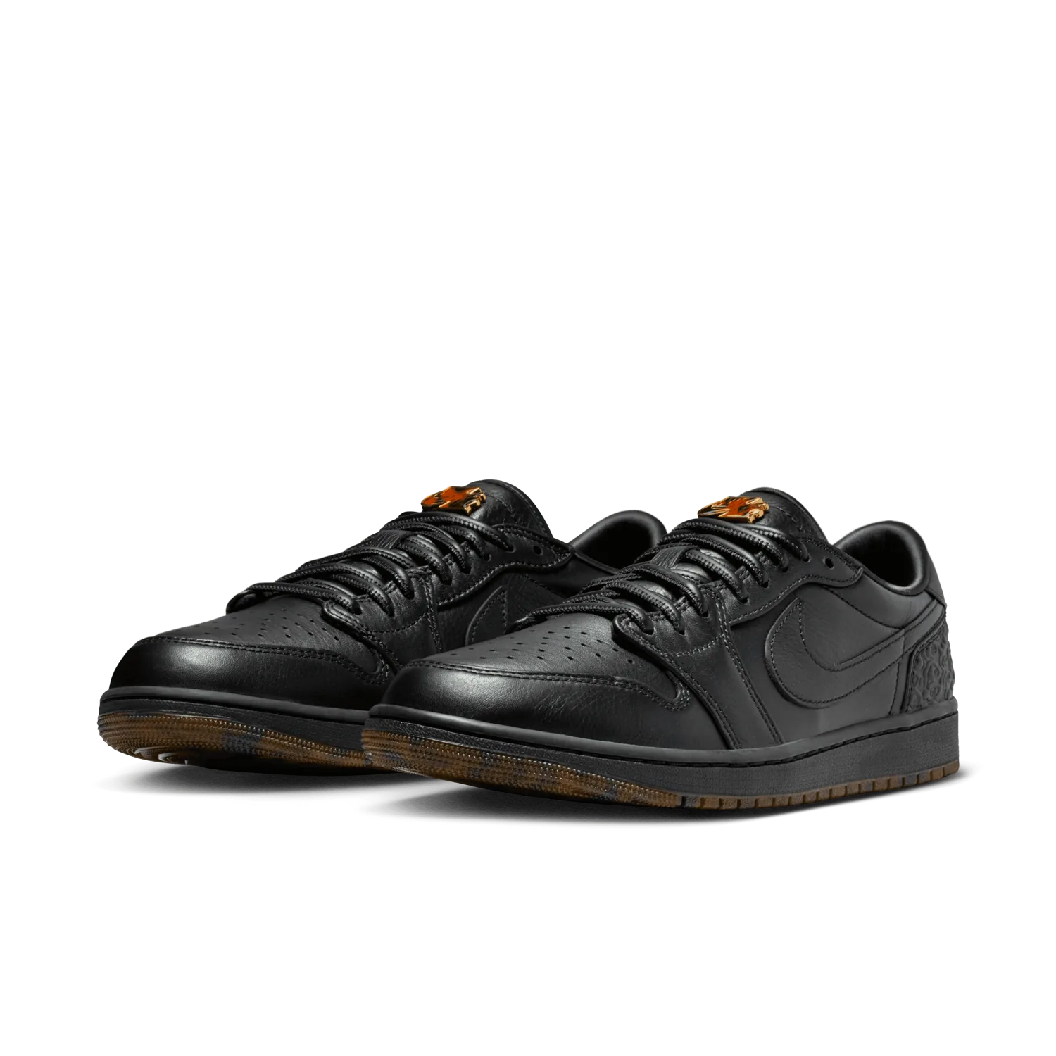 Air Jordan 1 Retro Low OG Xuan Wu image 6