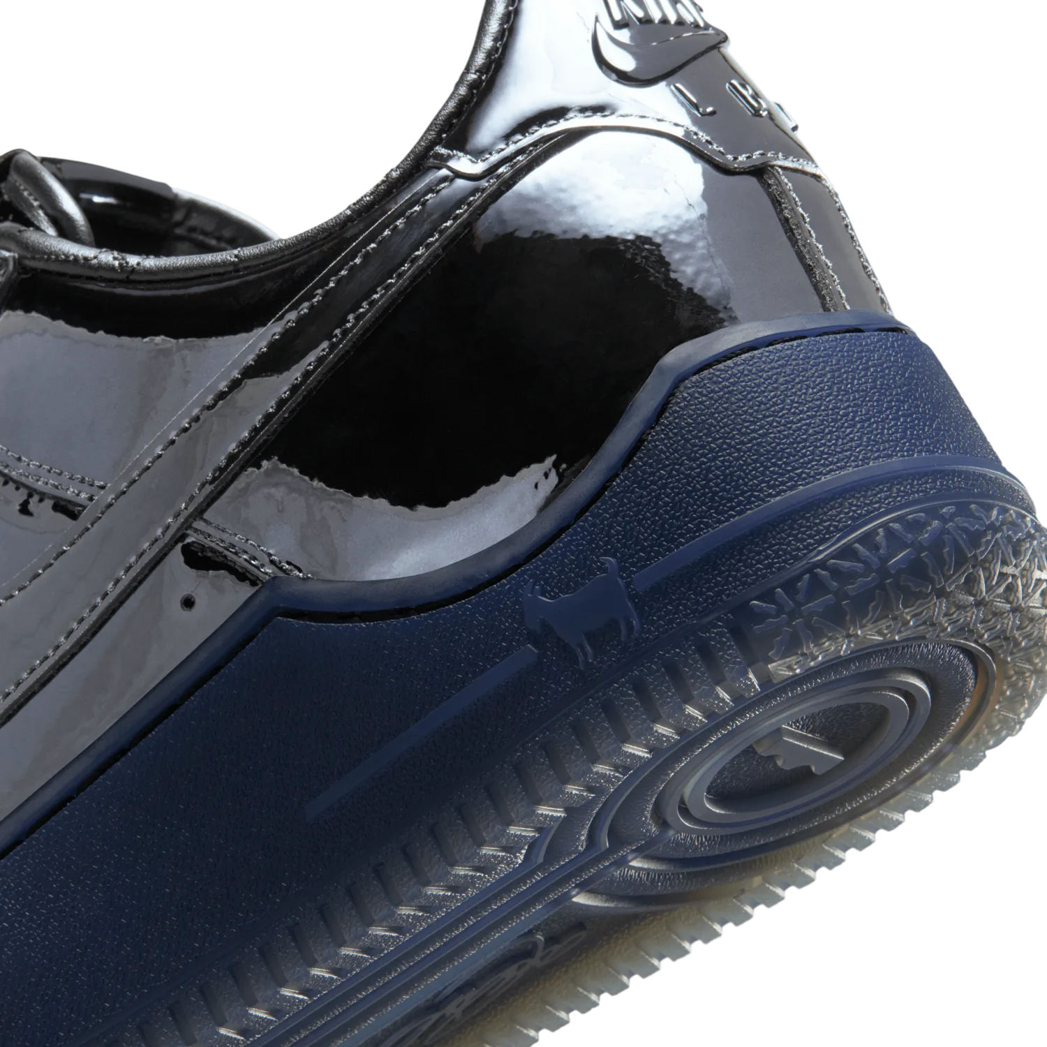 Nike Air Force 1 Low LeBron James NYC image 4