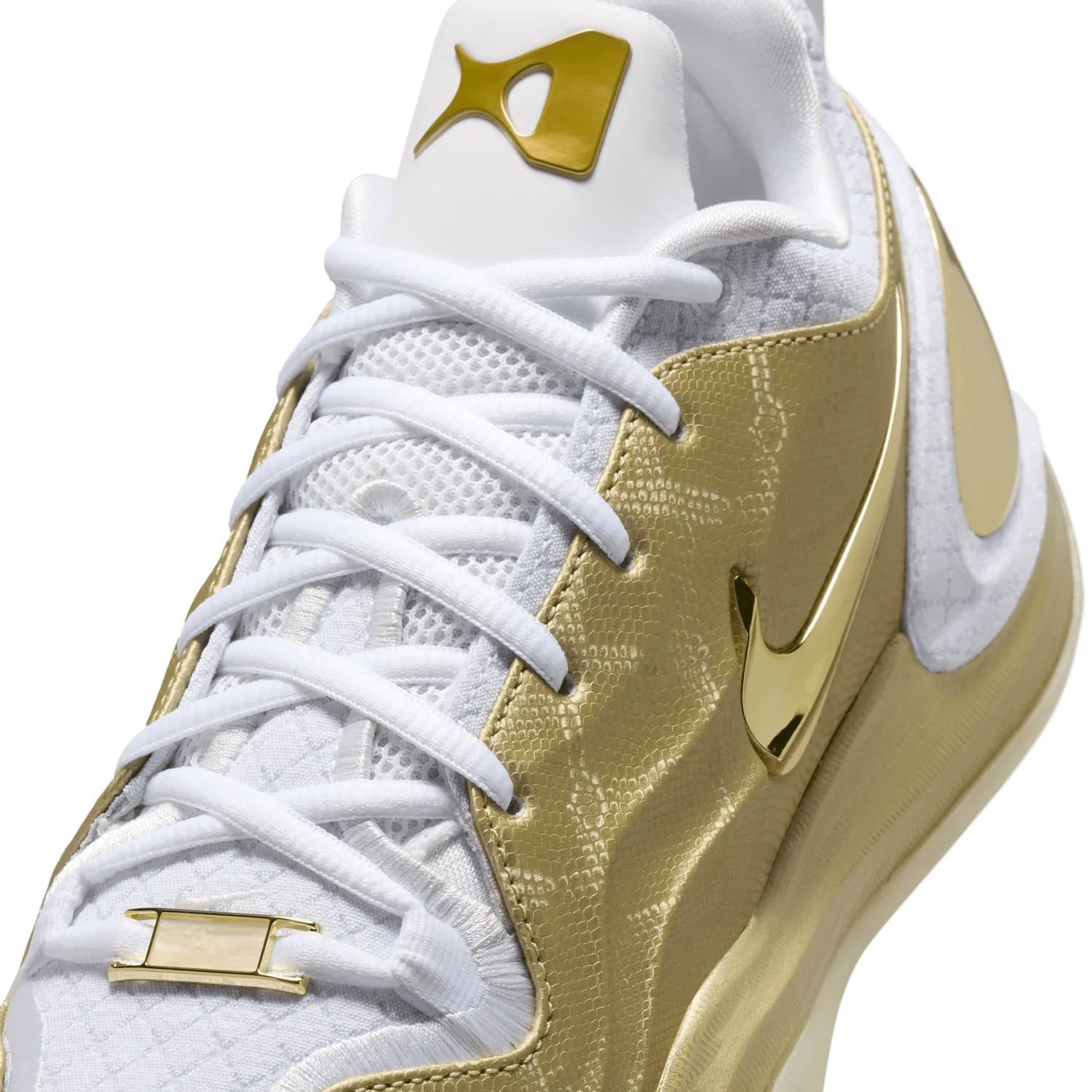 Nike A'Two Gold Standard image 9