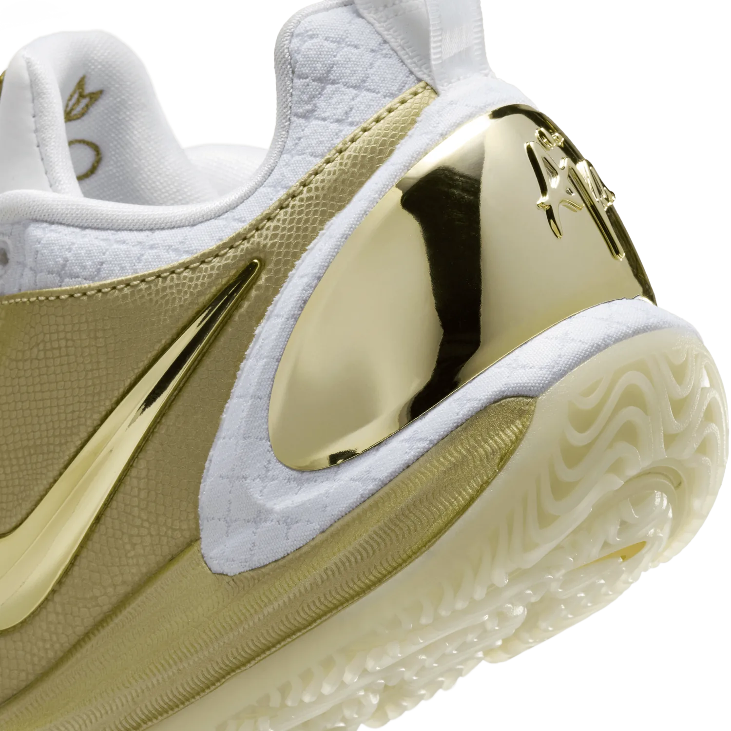 Nike A'Two Gold Standard image 10