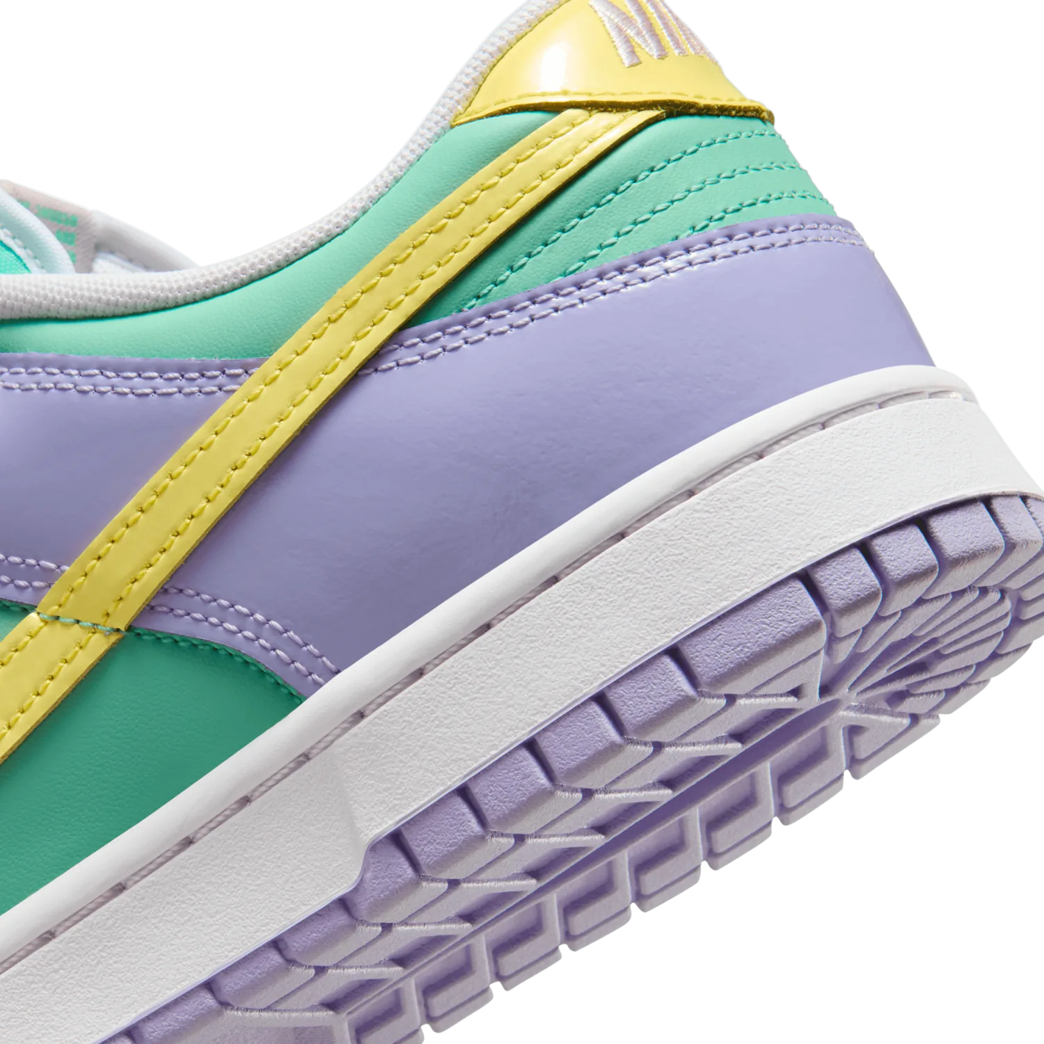 Nike Dunk Low Easter (2026) image 10