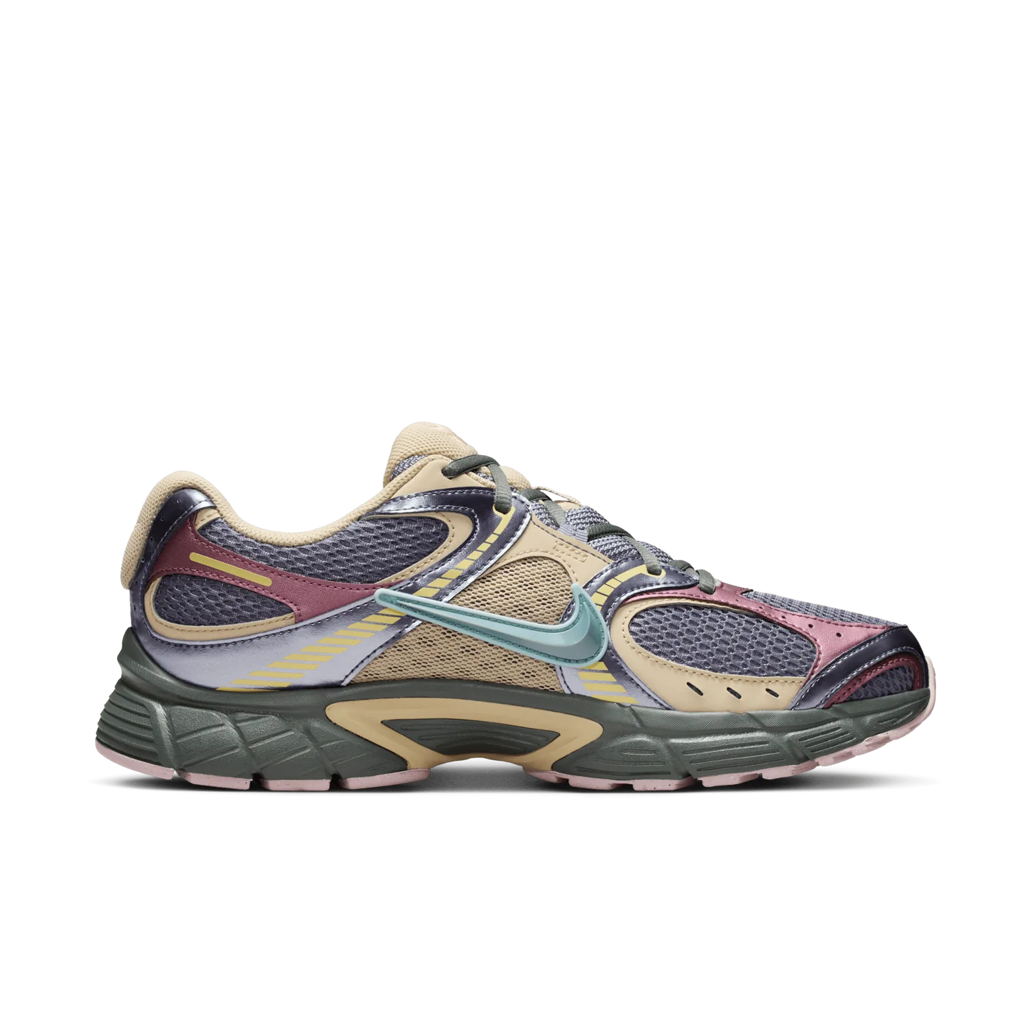 Nike V5 RNR A Ma Maniere Light Carbon image 4