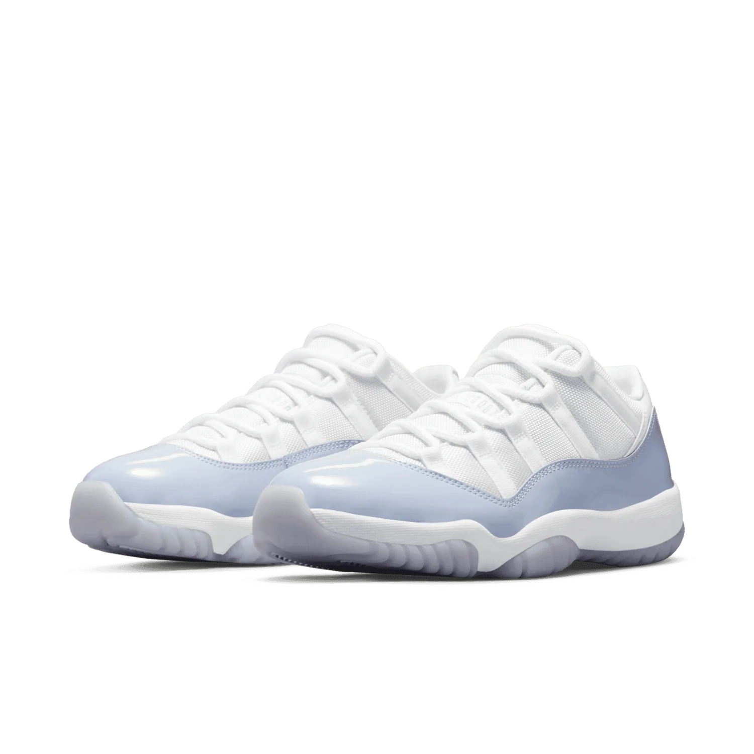 Jordan 11 Low Pure Violet (W) image 4