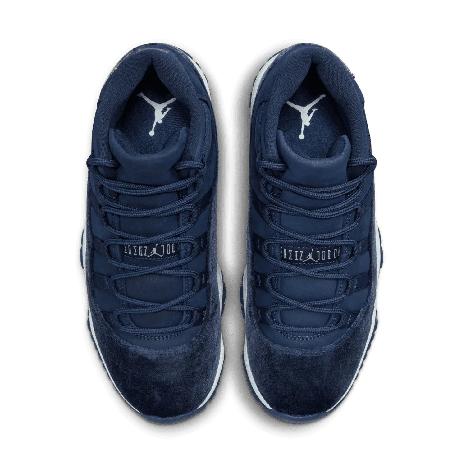 Air Jordan 11 Midnight Navy (W) image 3